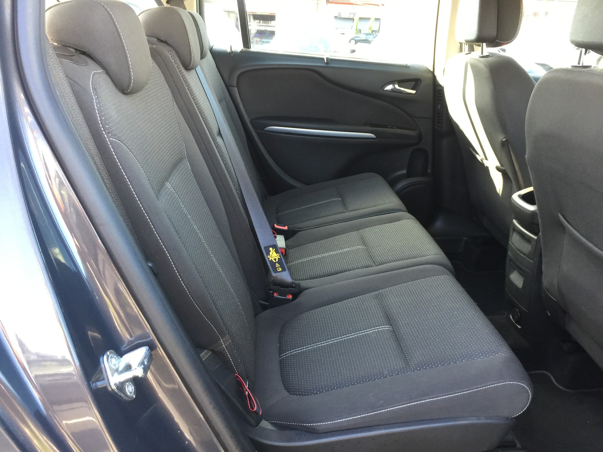 OPEL Zafira Tourer 1.6 CDTi Active Edition-image-7