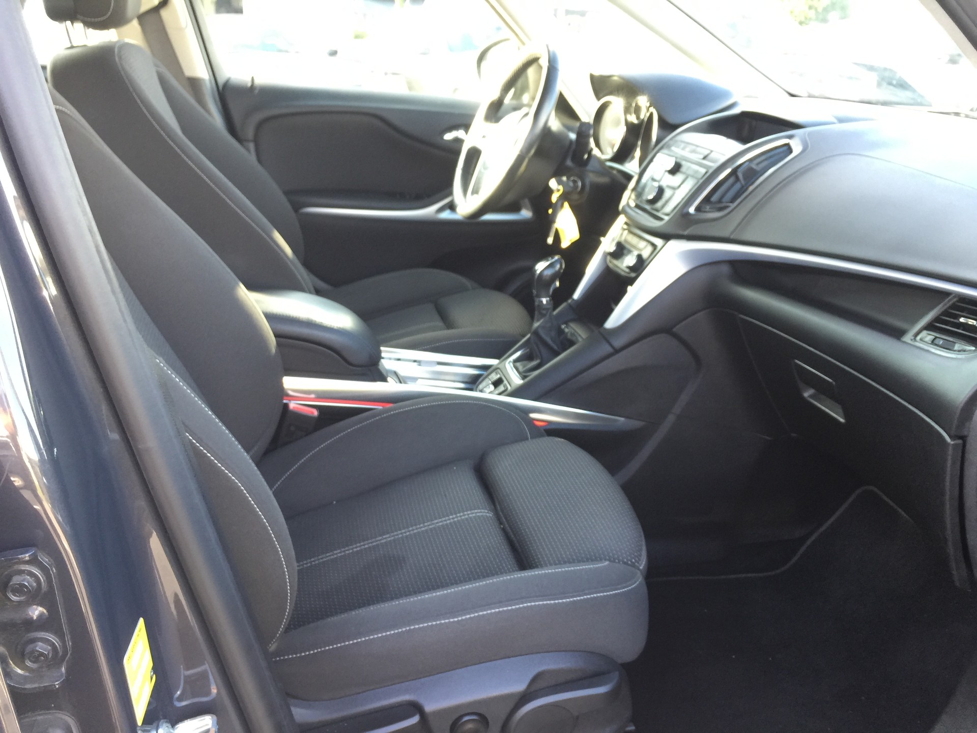 OPEL Zafira Tourer 1.6 CDTi Active Edition-image-9