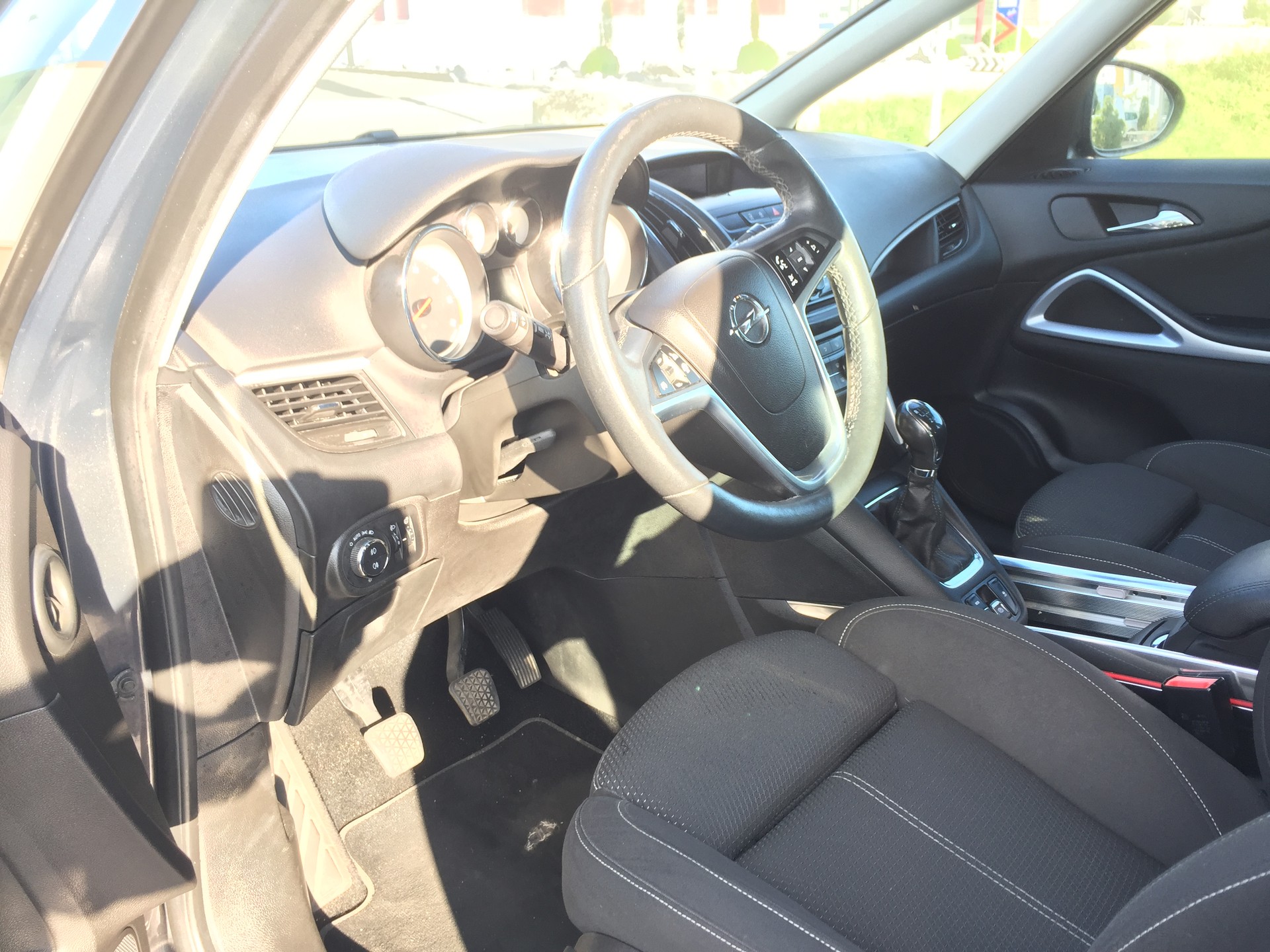 OPEL Zafira Tourer 1.6 CDTi Active Edition-image-10