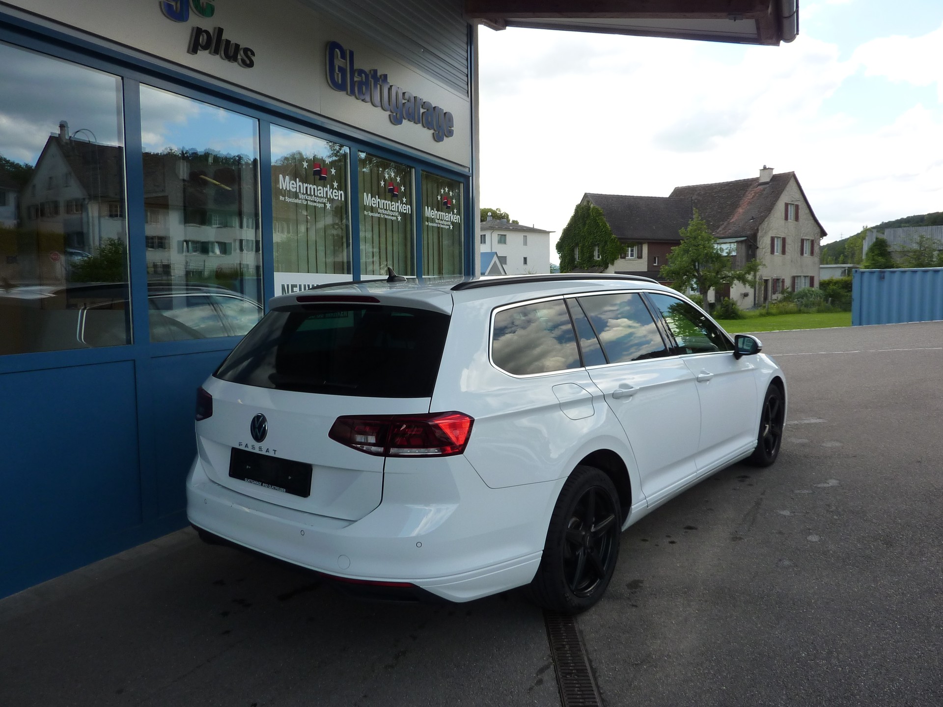 VW Passat Variant 1.5 TSI EVO Business DSG-image-3