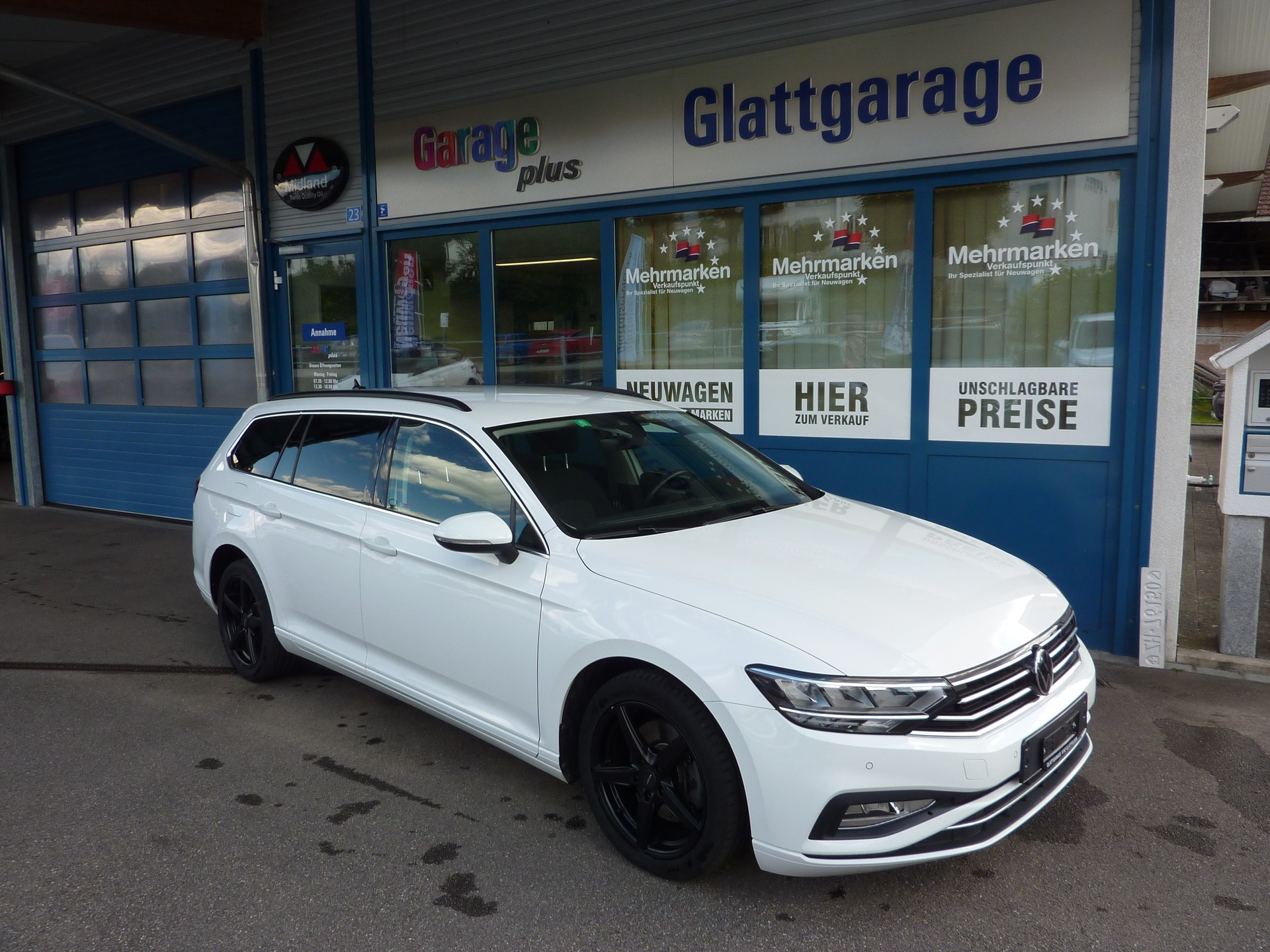 VW Passat Variant 1.5 TSI EVO Business DSG-image-1