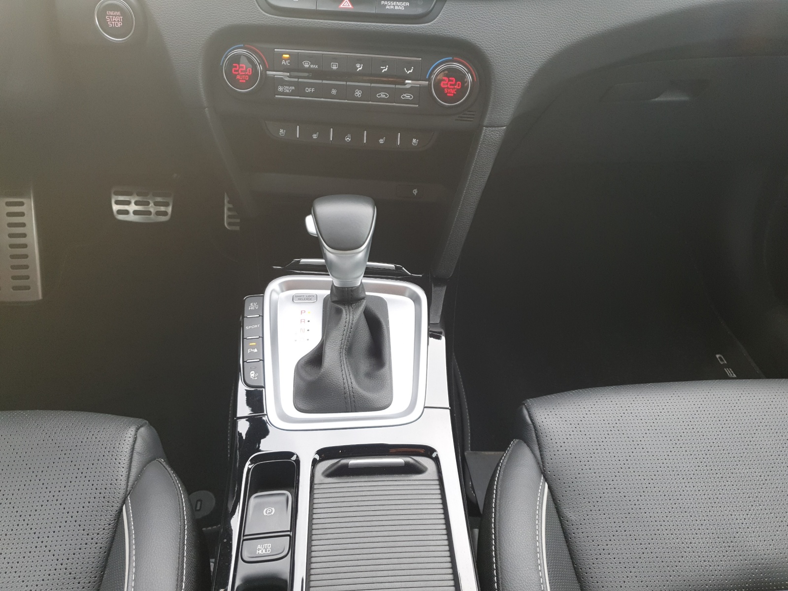 KIA XCeed 1.6 GDi Plug-in Hybrid Style-image-14