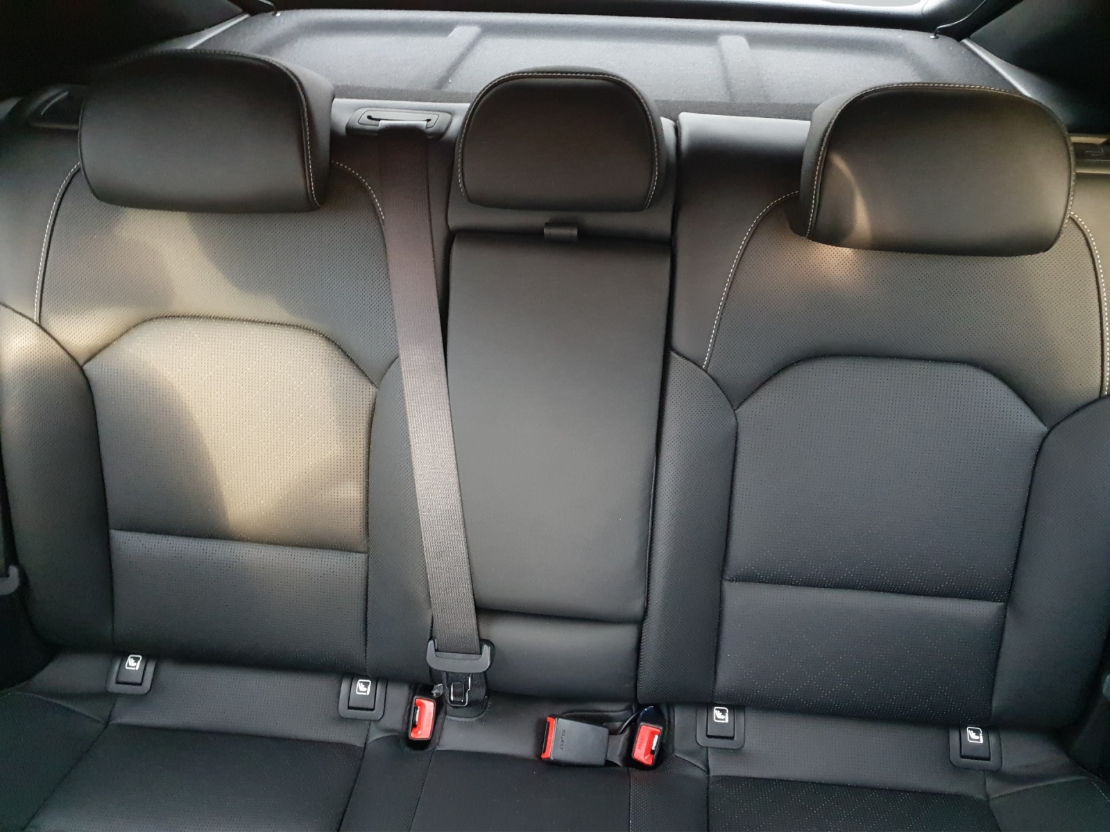 KIA XCeed 1.6 GDi Plug-in Hybrid Style-image-8