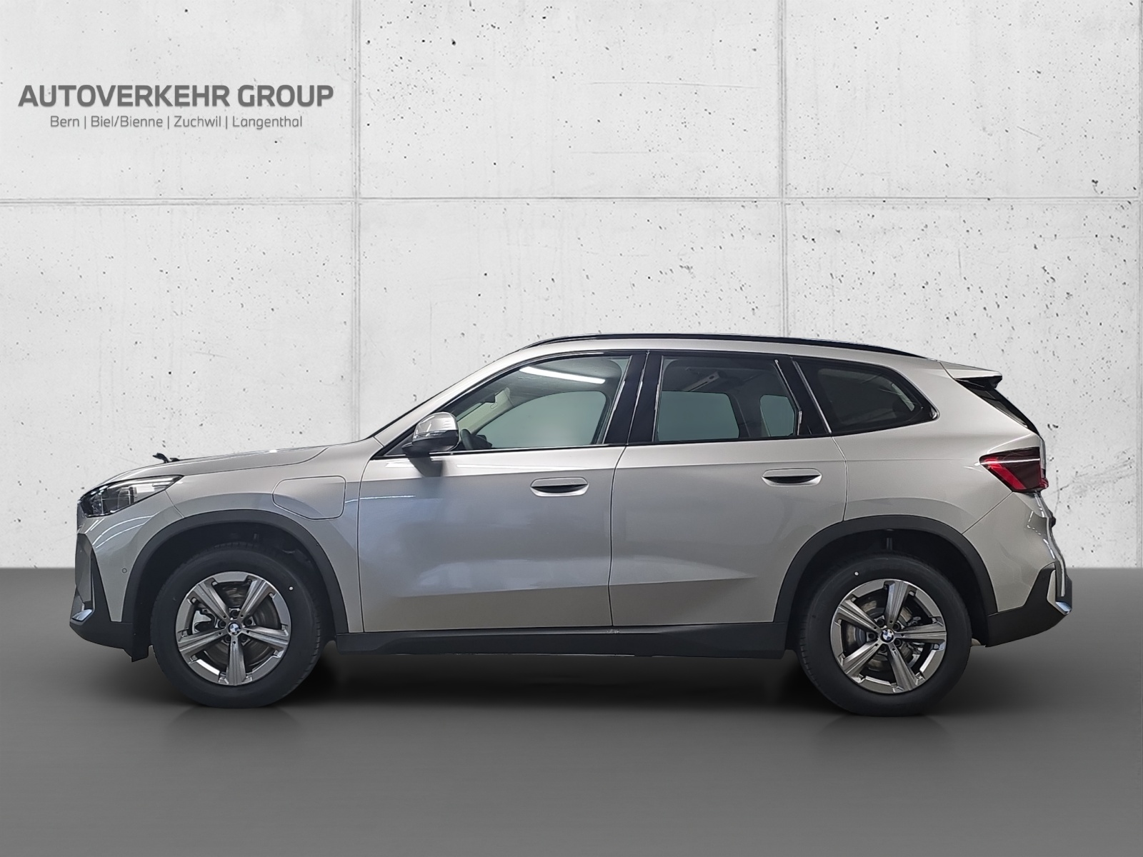 BMW X1 xDrive 30e-image-3