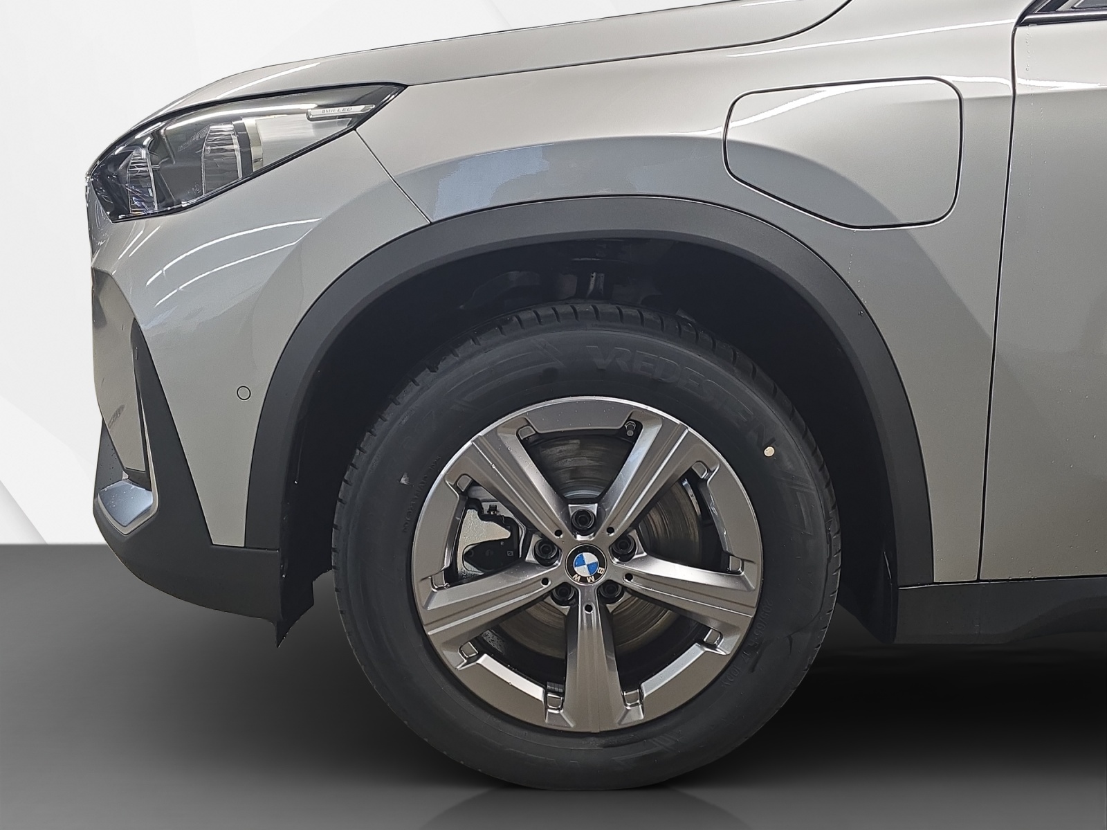 BMW X1 xDrive 30e-image-8