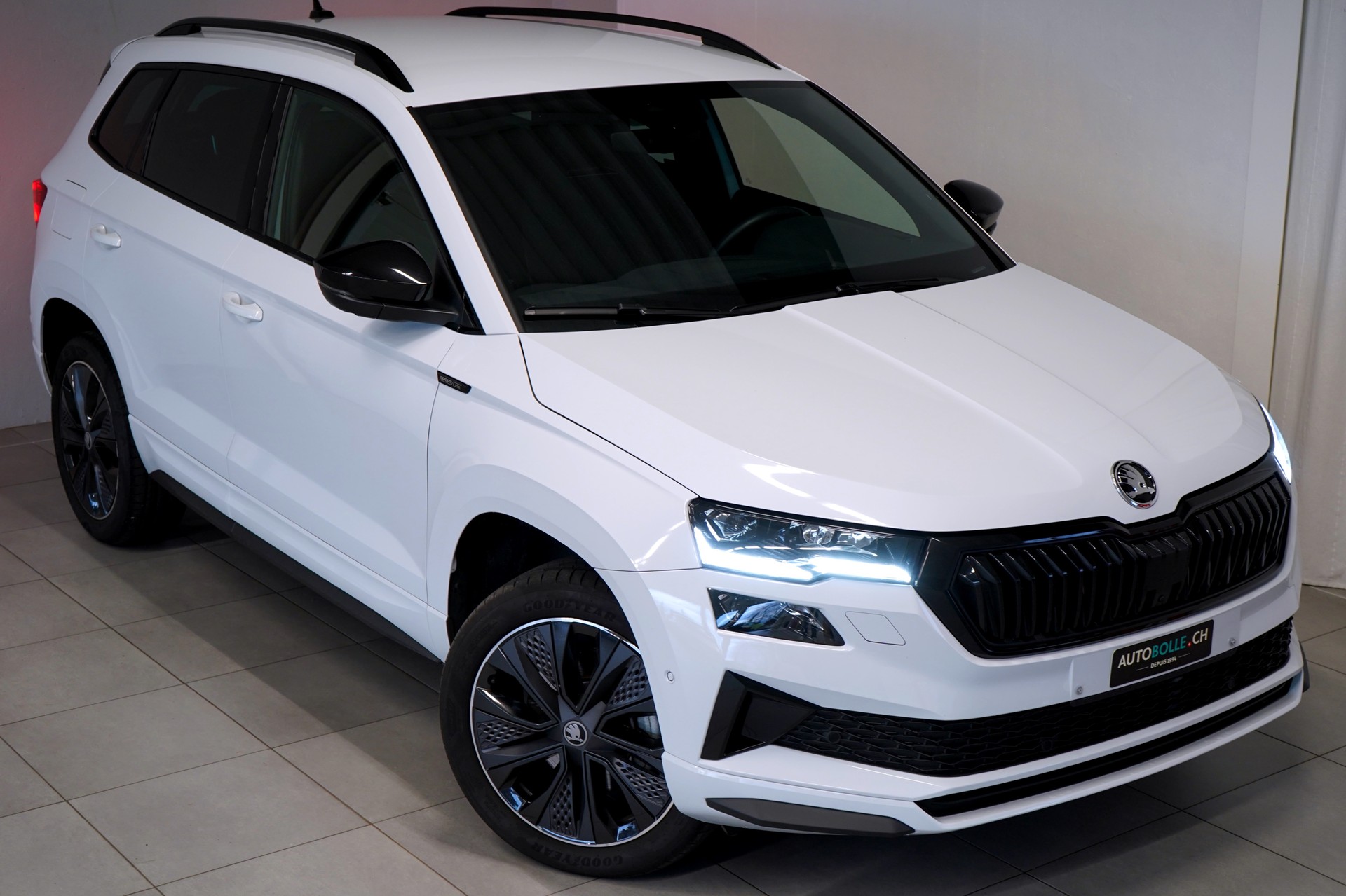 SKODA Karoq 1.5 TSI SportLine DSG-showroom-element-2