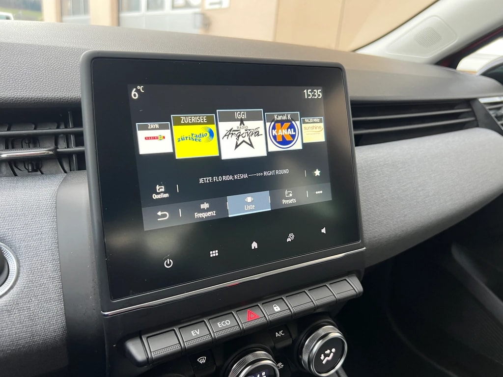 MITSUBISHI COLT 1.6 HEV Invite (CH)-image-18