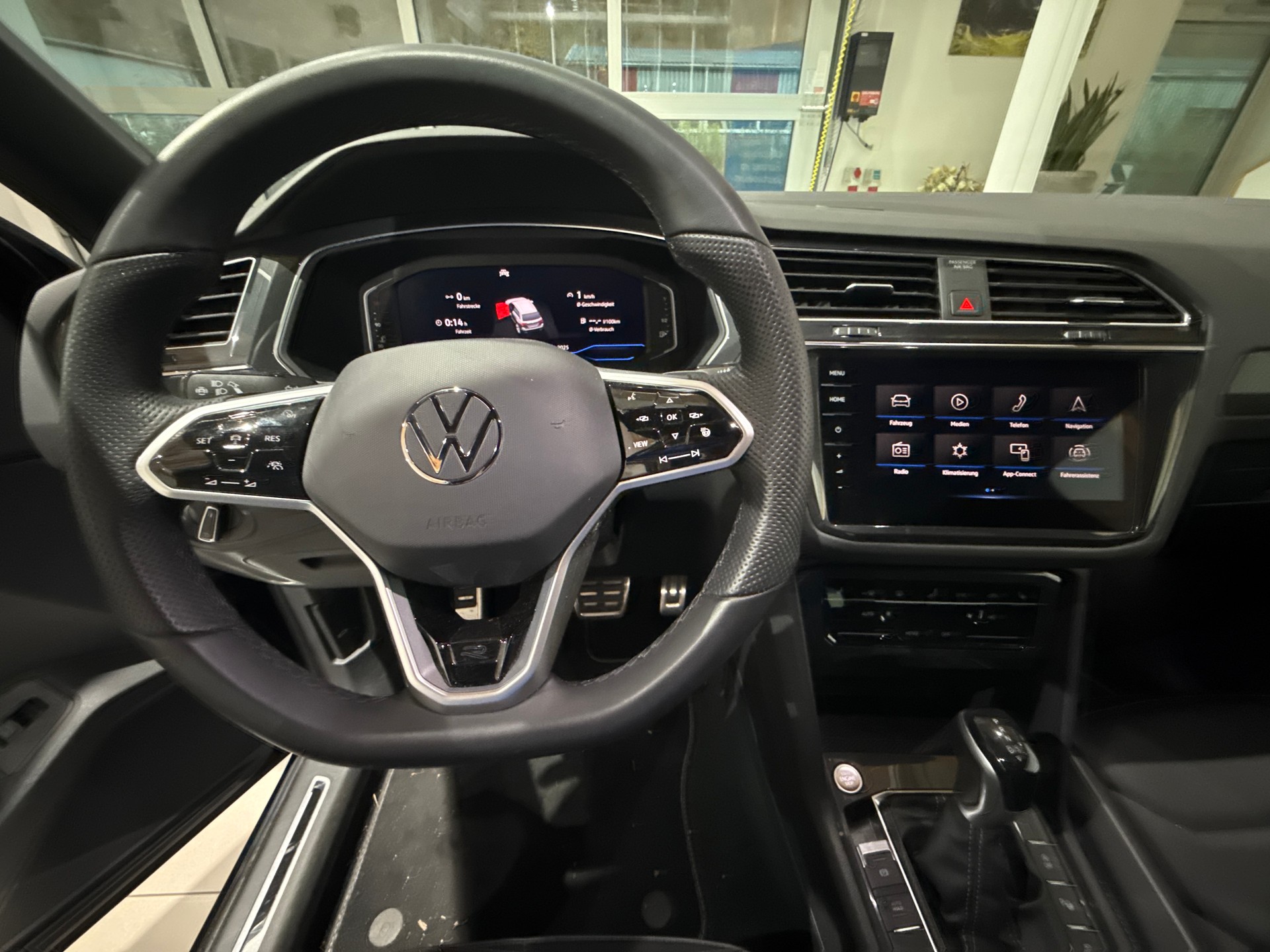 VW Tiguan 2.0 TSI DSG 4M 245PS R-Line-image-6