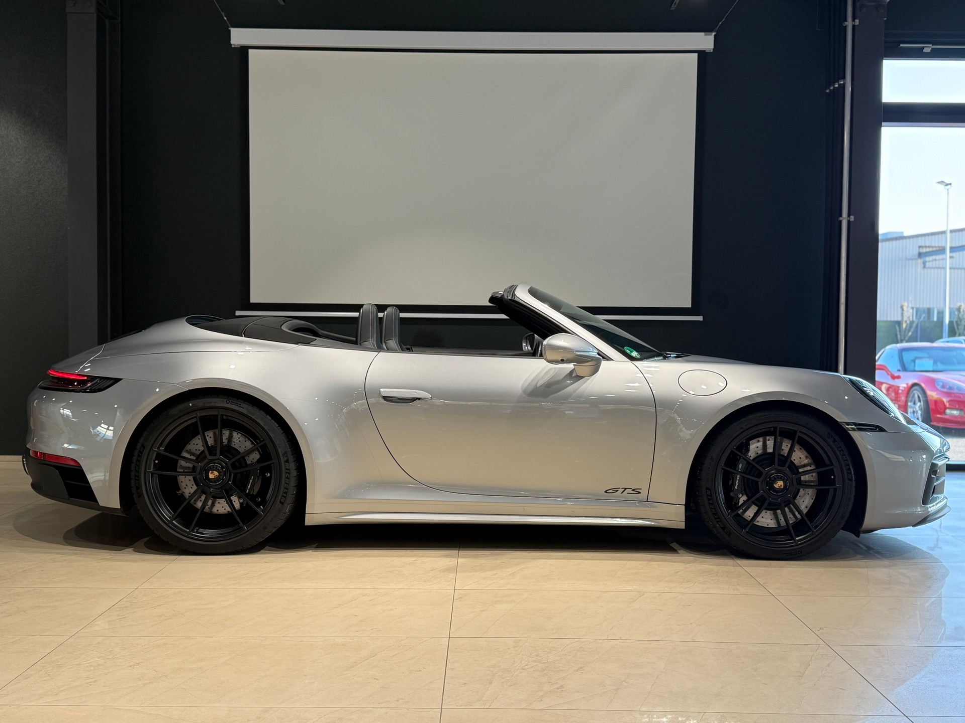 PORSCHE Carrera GTS Cabriolet (992)-image-5