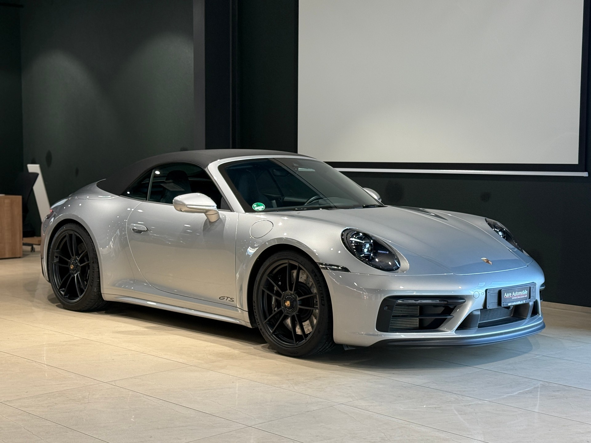 PORSCHE Carrera GTS Cabriolet (992)-image-0