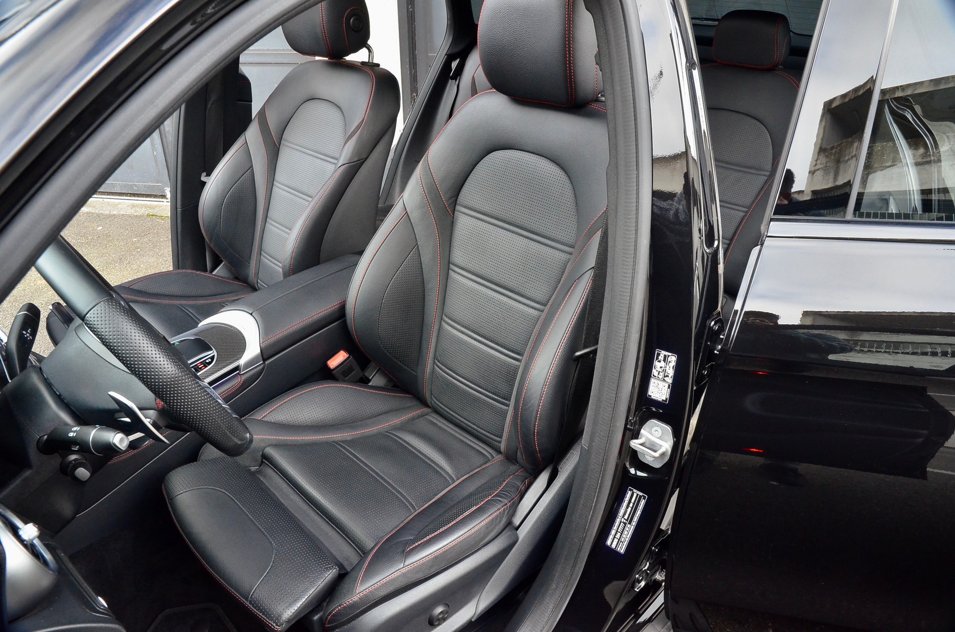 MERCEDES-BENZ GLC 43 AMG 4Matic 9G-Tronic-showroom-element-2