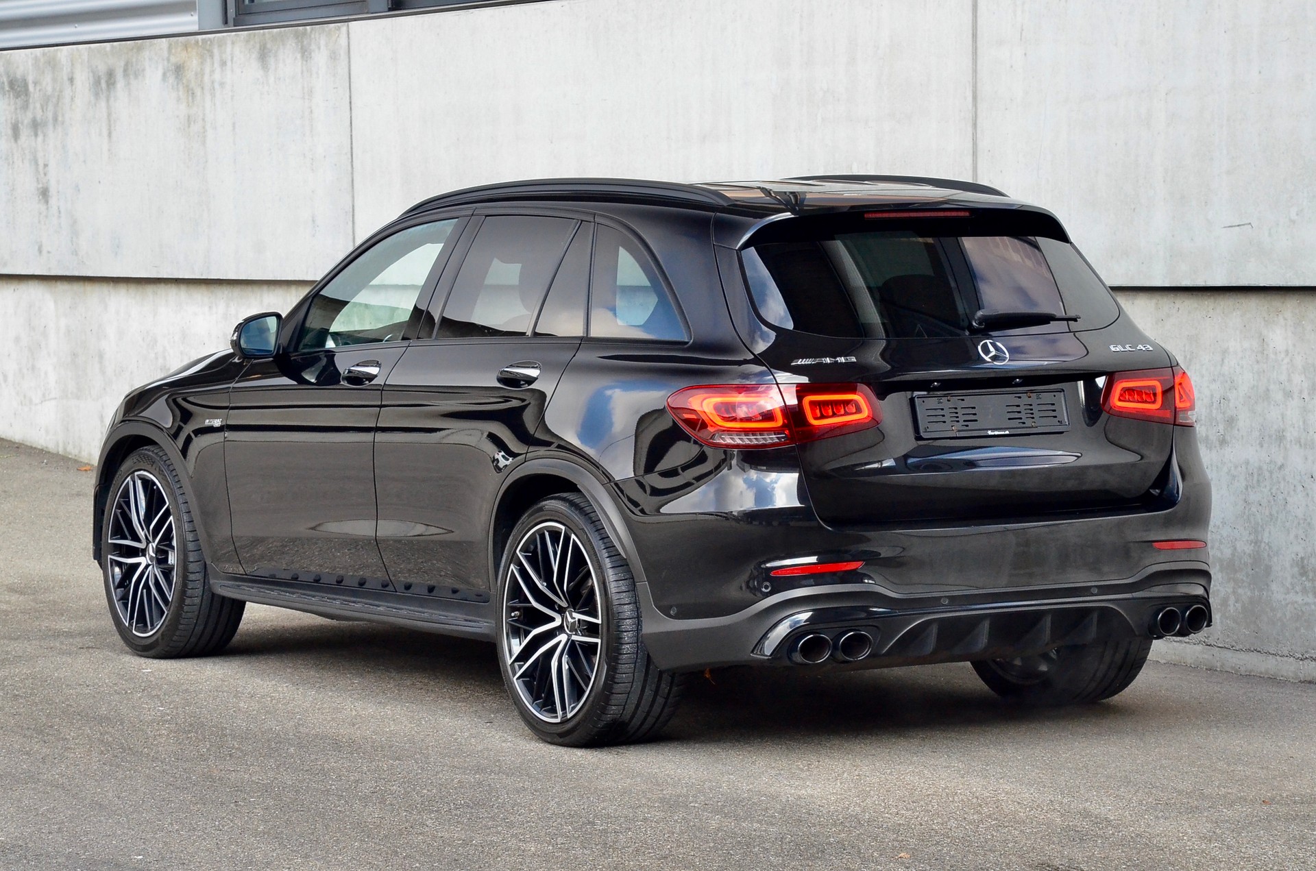 MERCEDES-BENZ GLC 43 AMG 4Matic 9G-Tronic-image-20