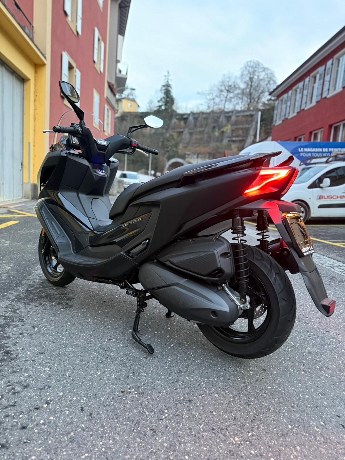 KYMCO GT 350-showroom-element-2