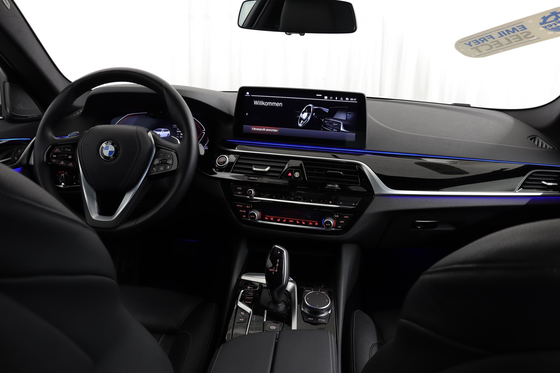 BMW 540d xDrive SAG Touring-image-4