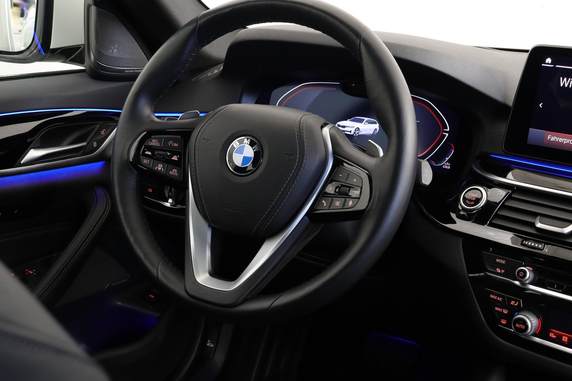 BMW 540d xDrive SAG Touring-image-5