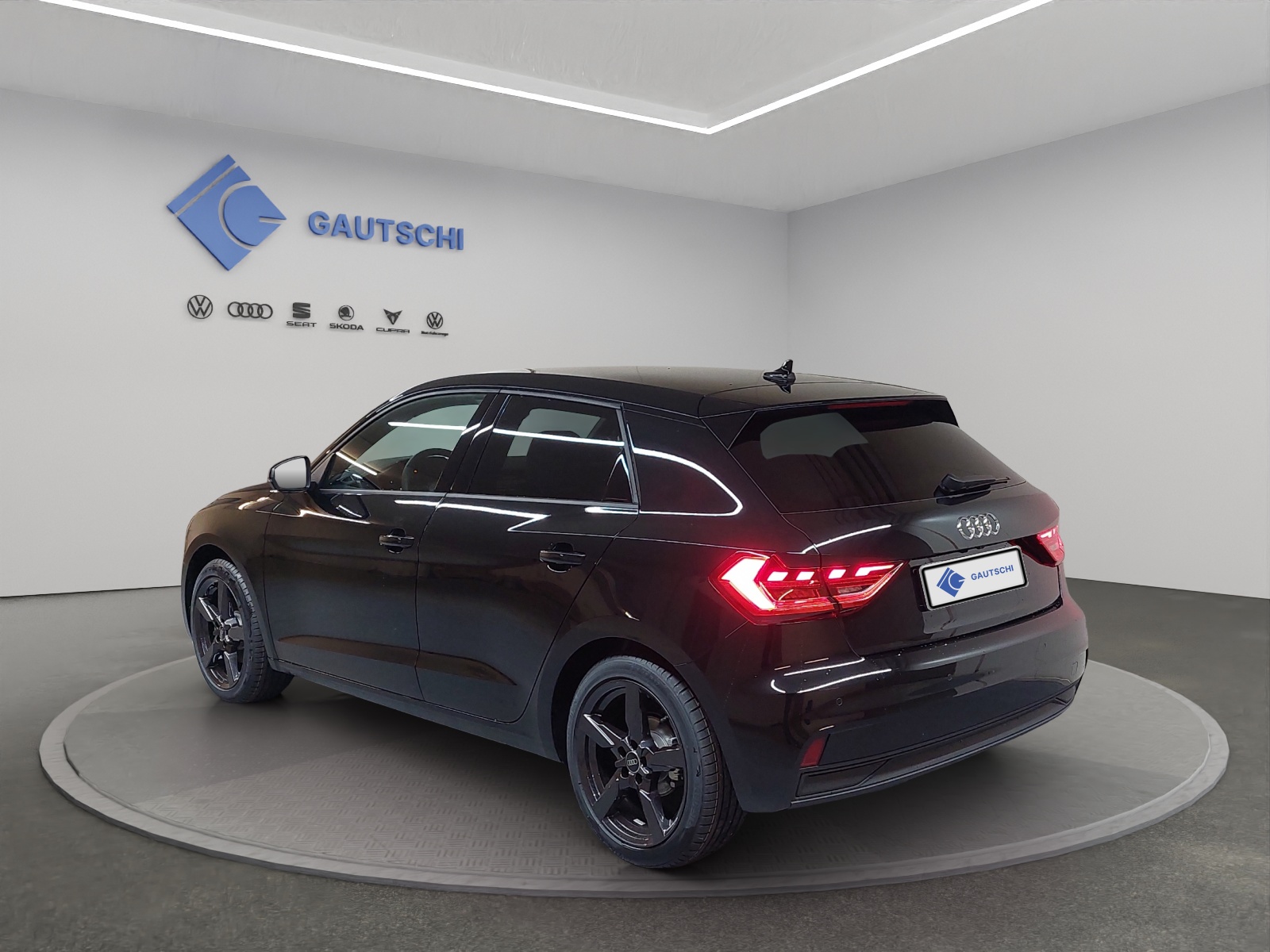AUDI A1 Sportback 30 TFSI Attraction S-tronic-image-2