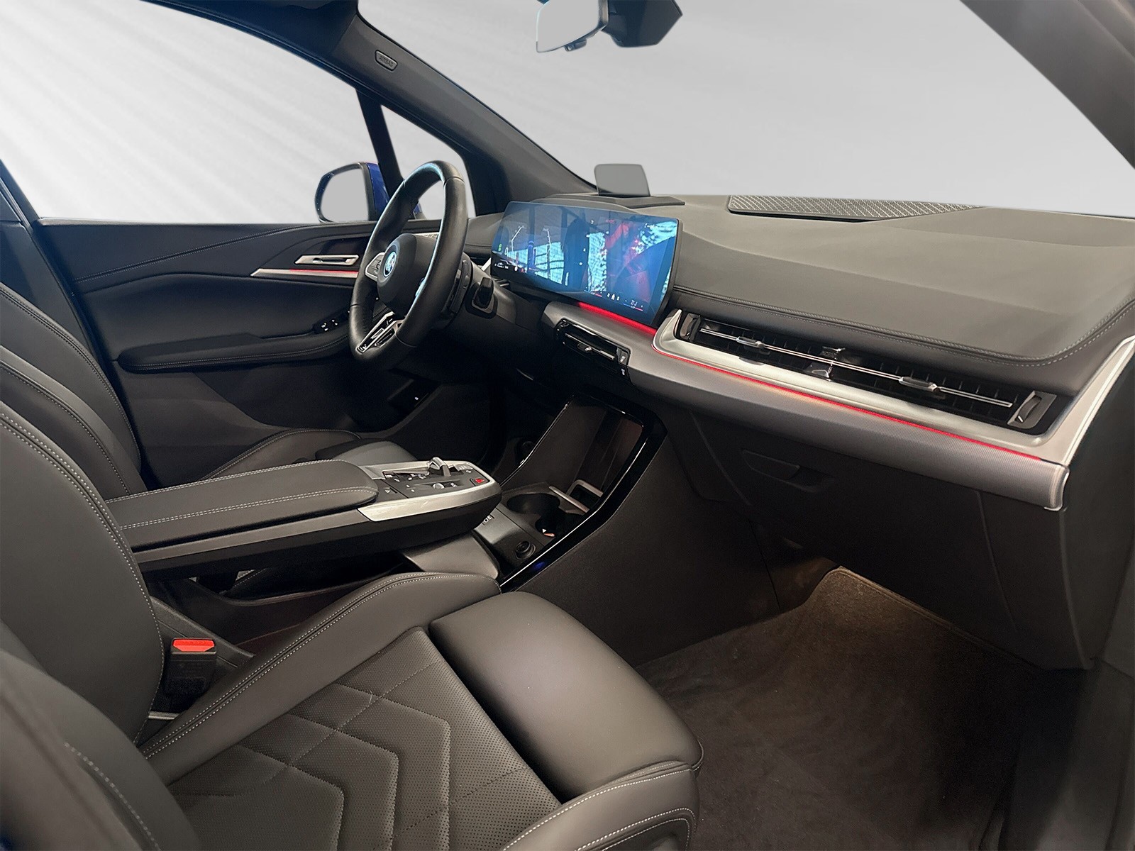 BMW 230e xDrive Active Tourer M Sport-image-4