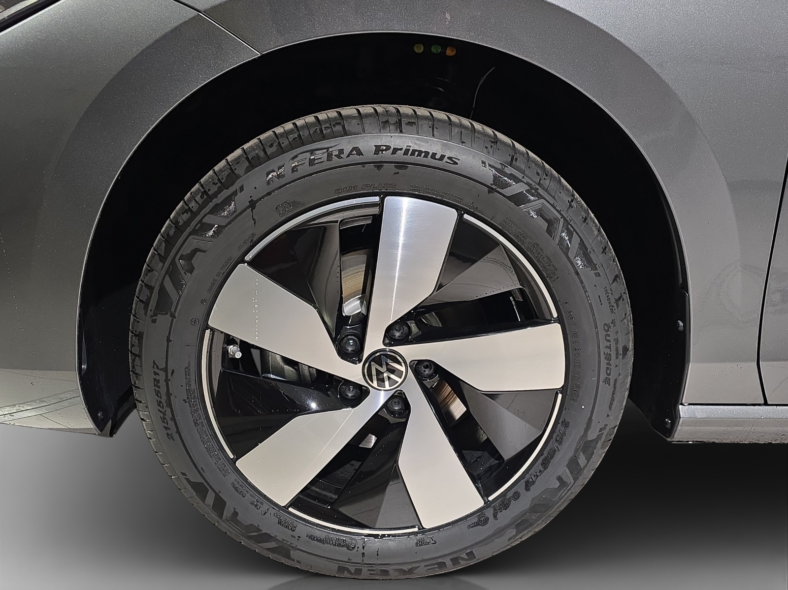 VW Passat Variant 2.0 TDI evo Business DSG-image-15