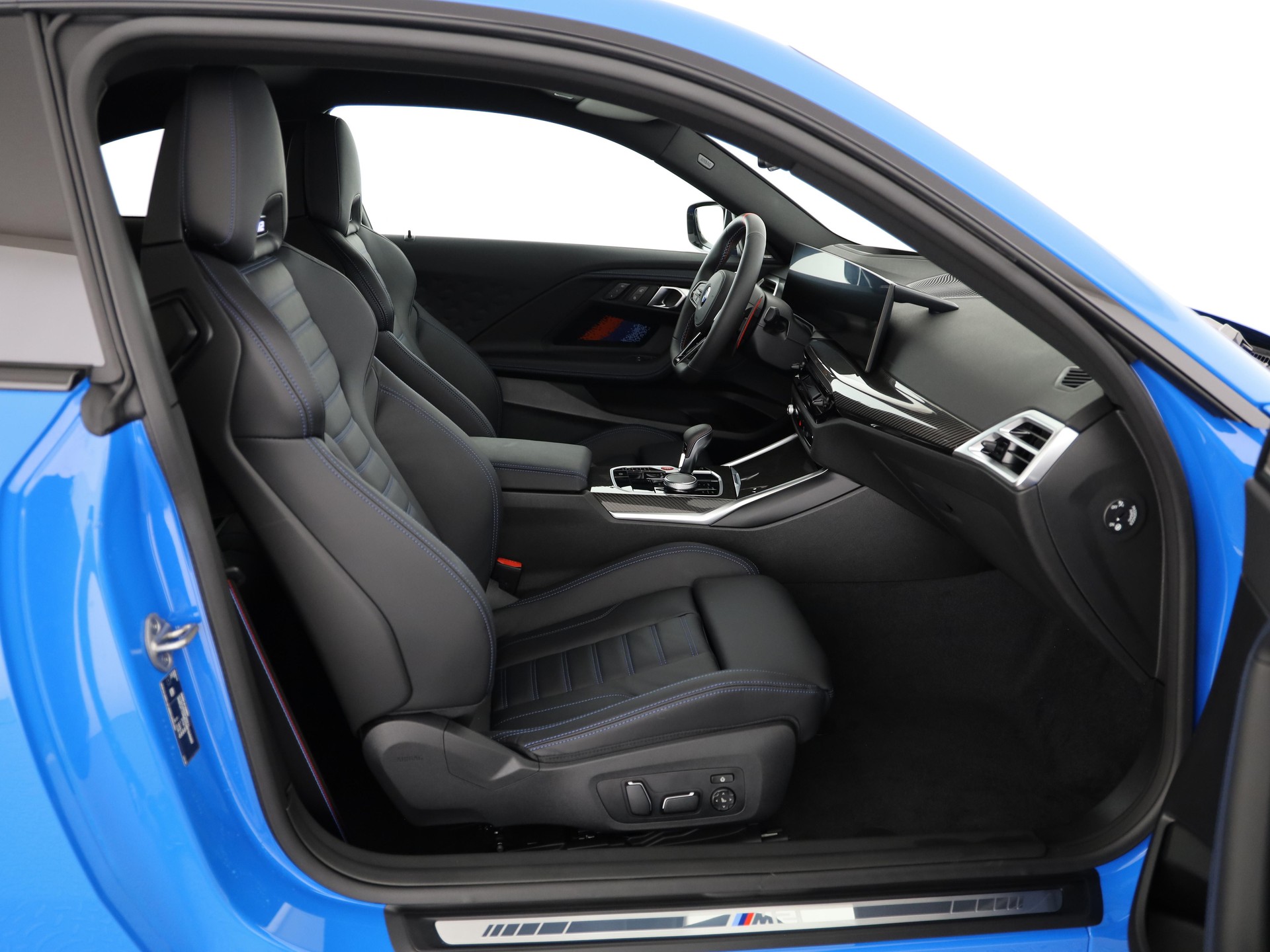 BMW M2 Coupé-image-12