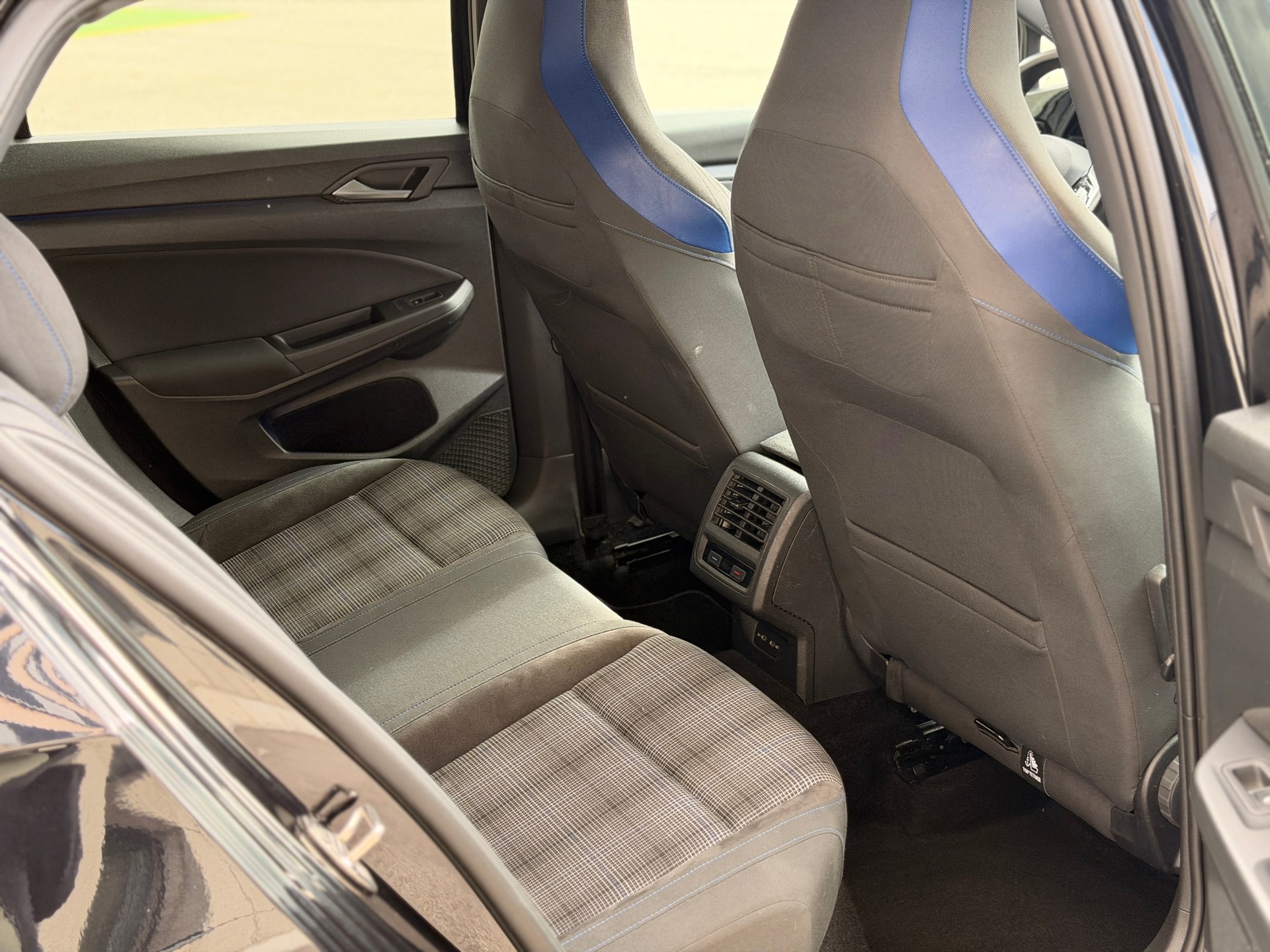 VW Golf 1.4 TSI PHEV GTE-image-22