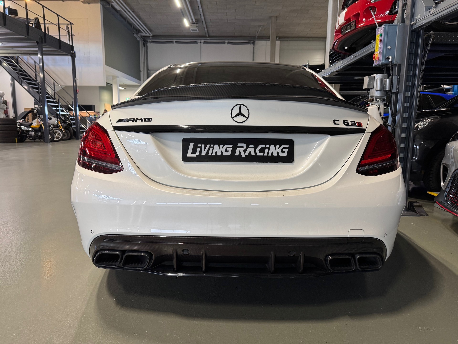 MERCEDES-BENZ C 63 S AMG Speedshift-image-3