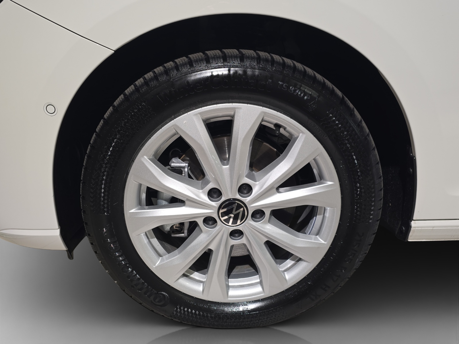 VW Caddy 2.0 TDI Liberty DSG-image-15