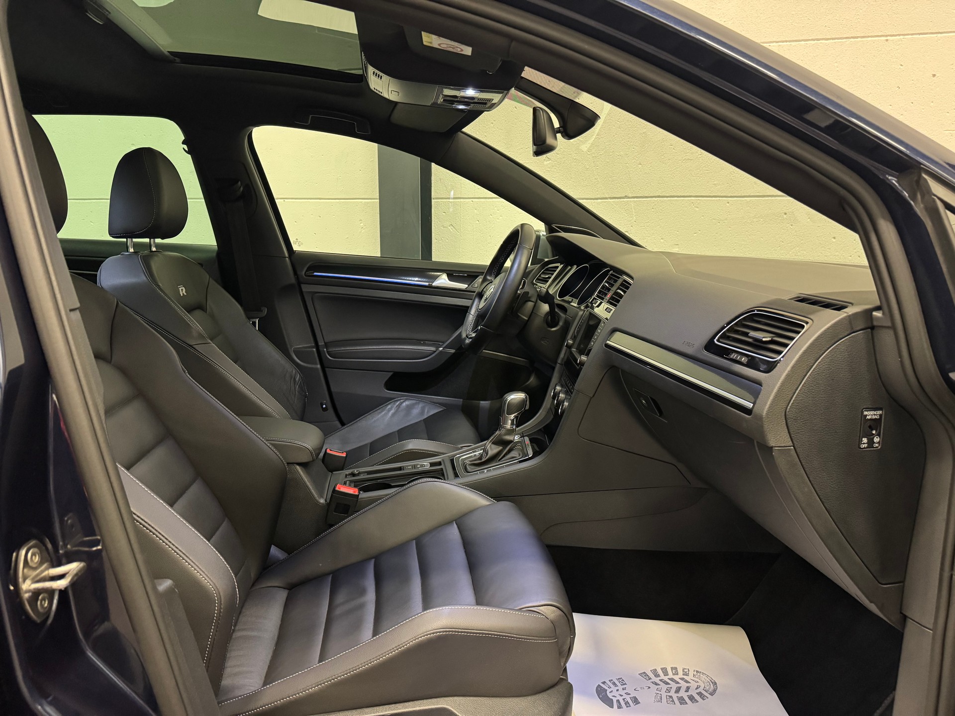 VW Golf 2.0 TSI R 4Motion DSG-image-20
