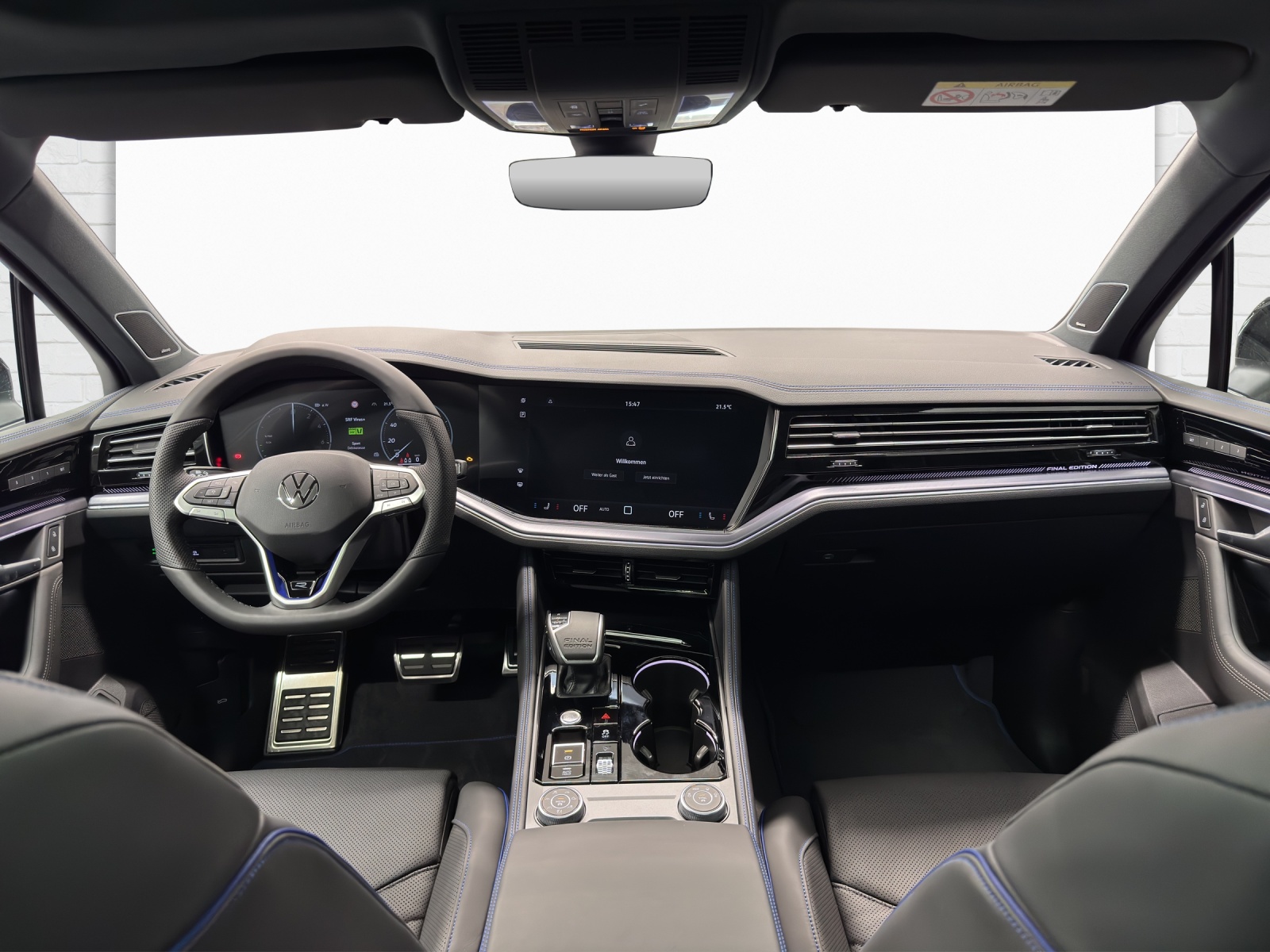 VW Touareg 3.0 V6 TSI PHEV R Final Edition-image-7