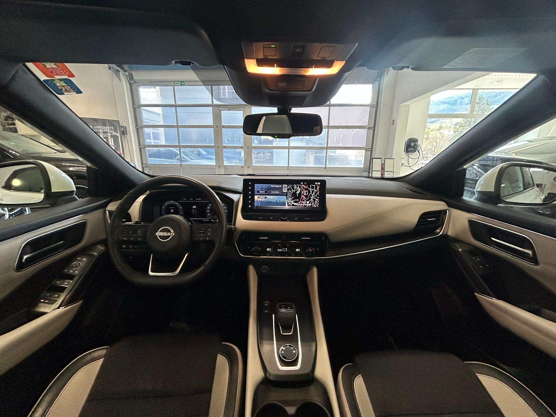 NISSAN Qashqai 1.3 DIG-T MHEV Tekna Xtronic 4x4-image-5