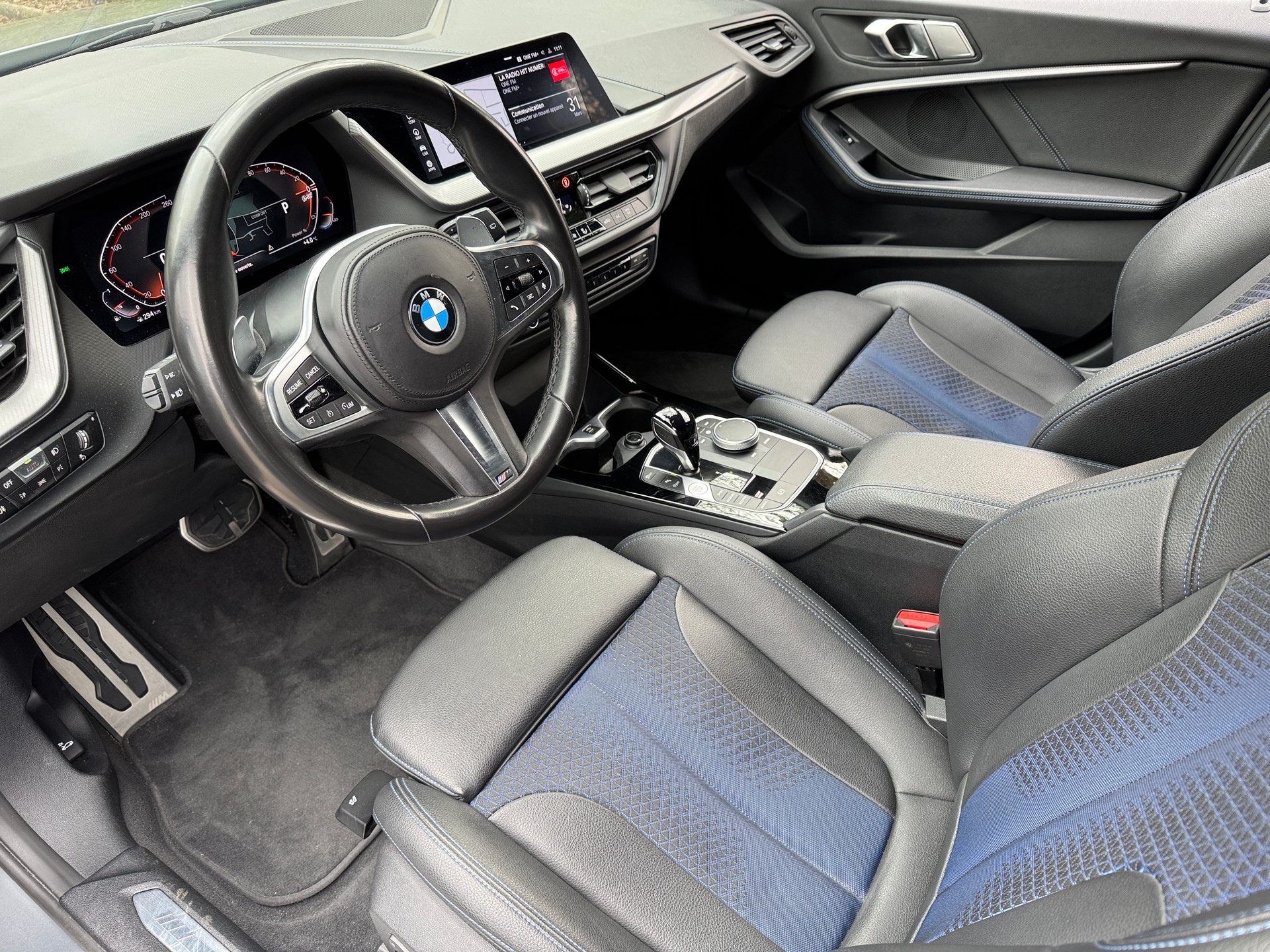 BMW 120i M Sport Steptronic-image-1