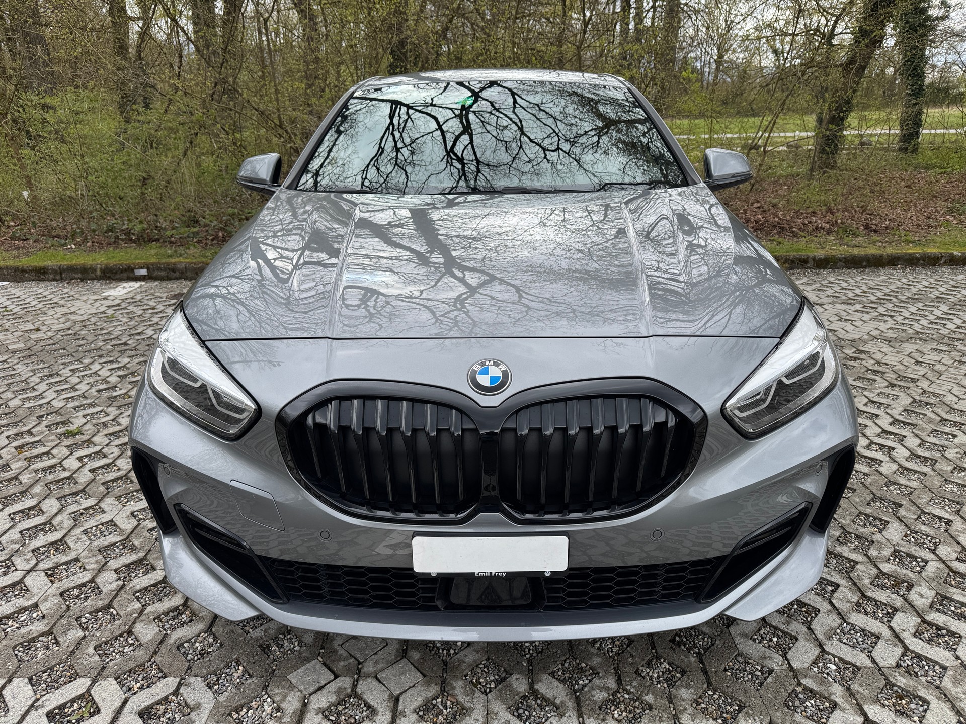 BMW 120i M Sport Steptronic-image-7
