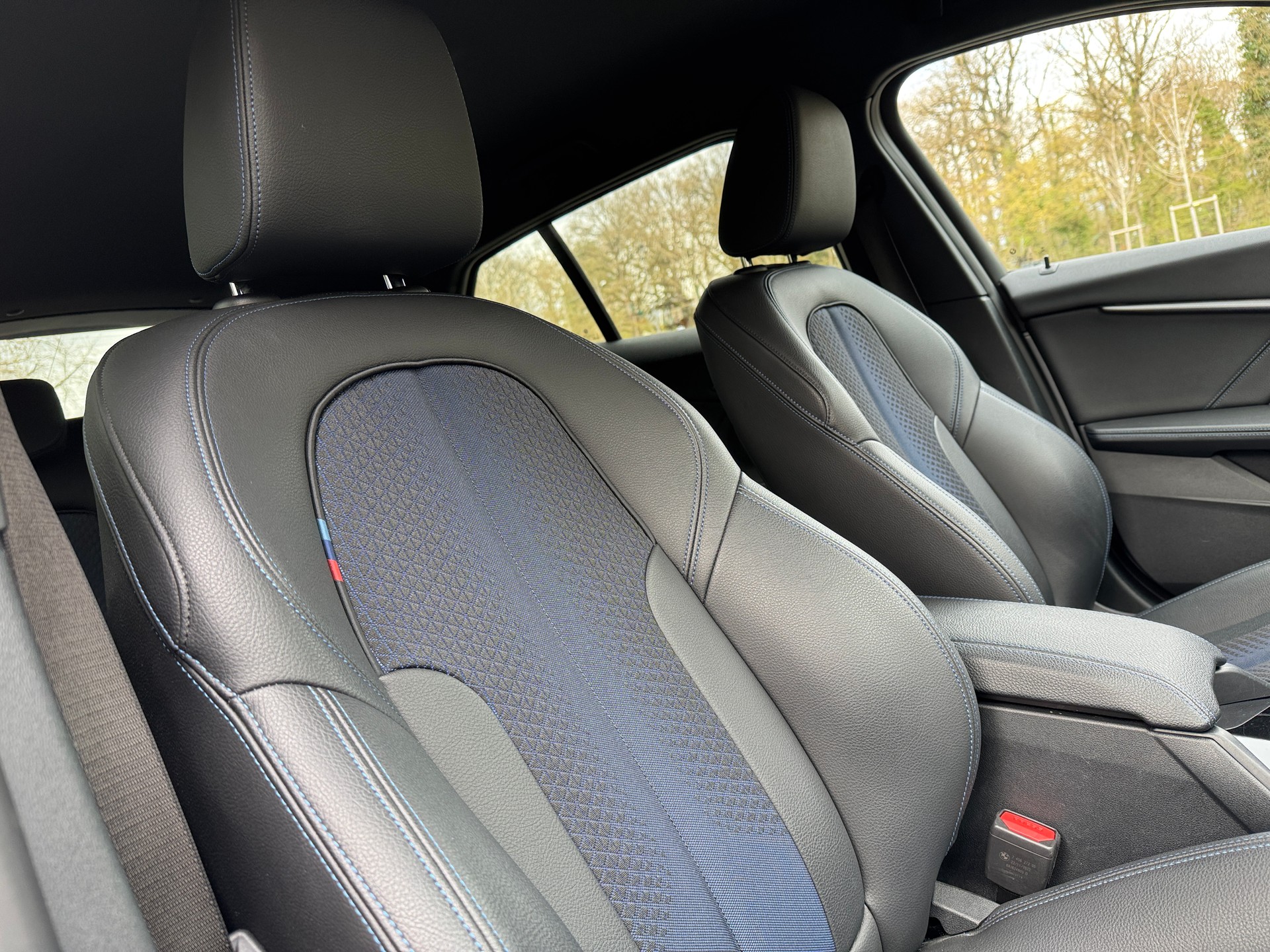 BMW 120i M Sport Steptronic-image-11
