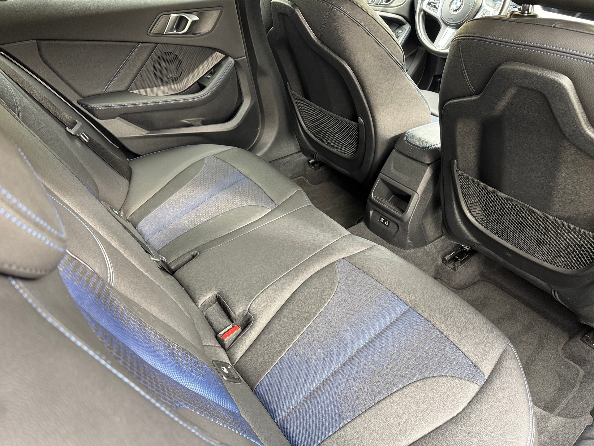 BMW 120i M Sport Steptronic-image-15
