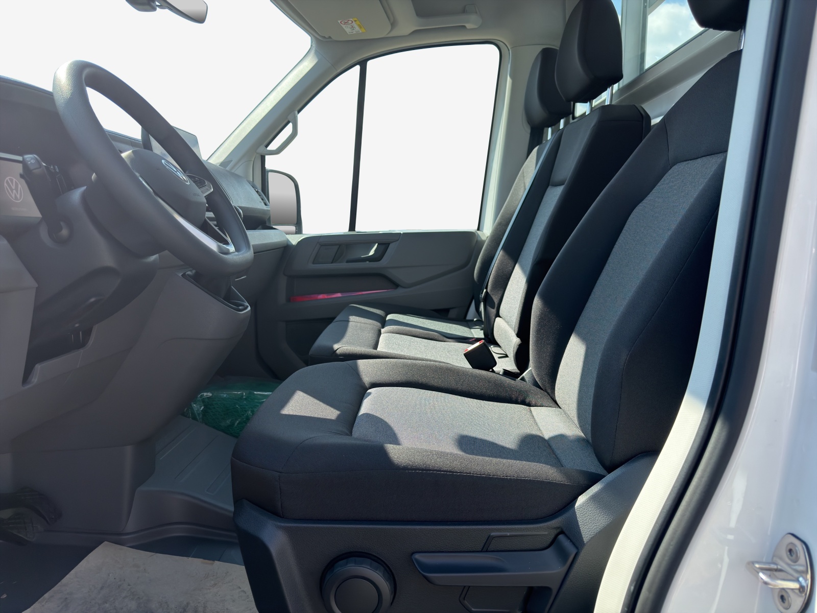 VW Crafter 35 Chassis-Kabine Alu Ladebrücke Champion 140PS 6G RS 3640 mm-image-7