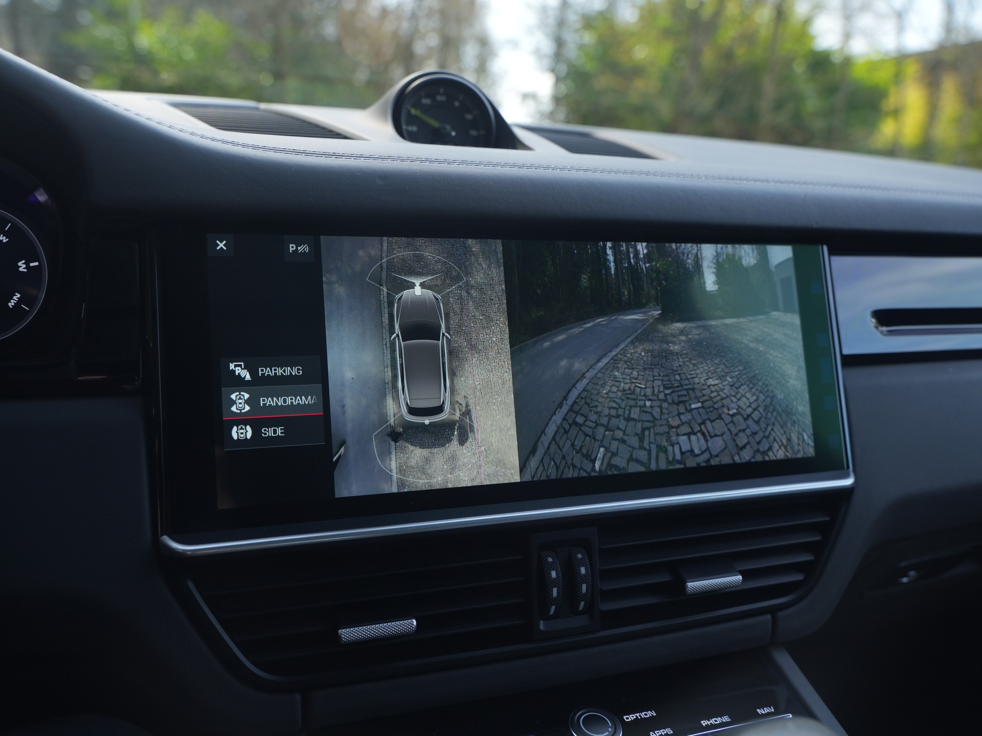 PORSCHE Cayenne E-Hybrid-image-16