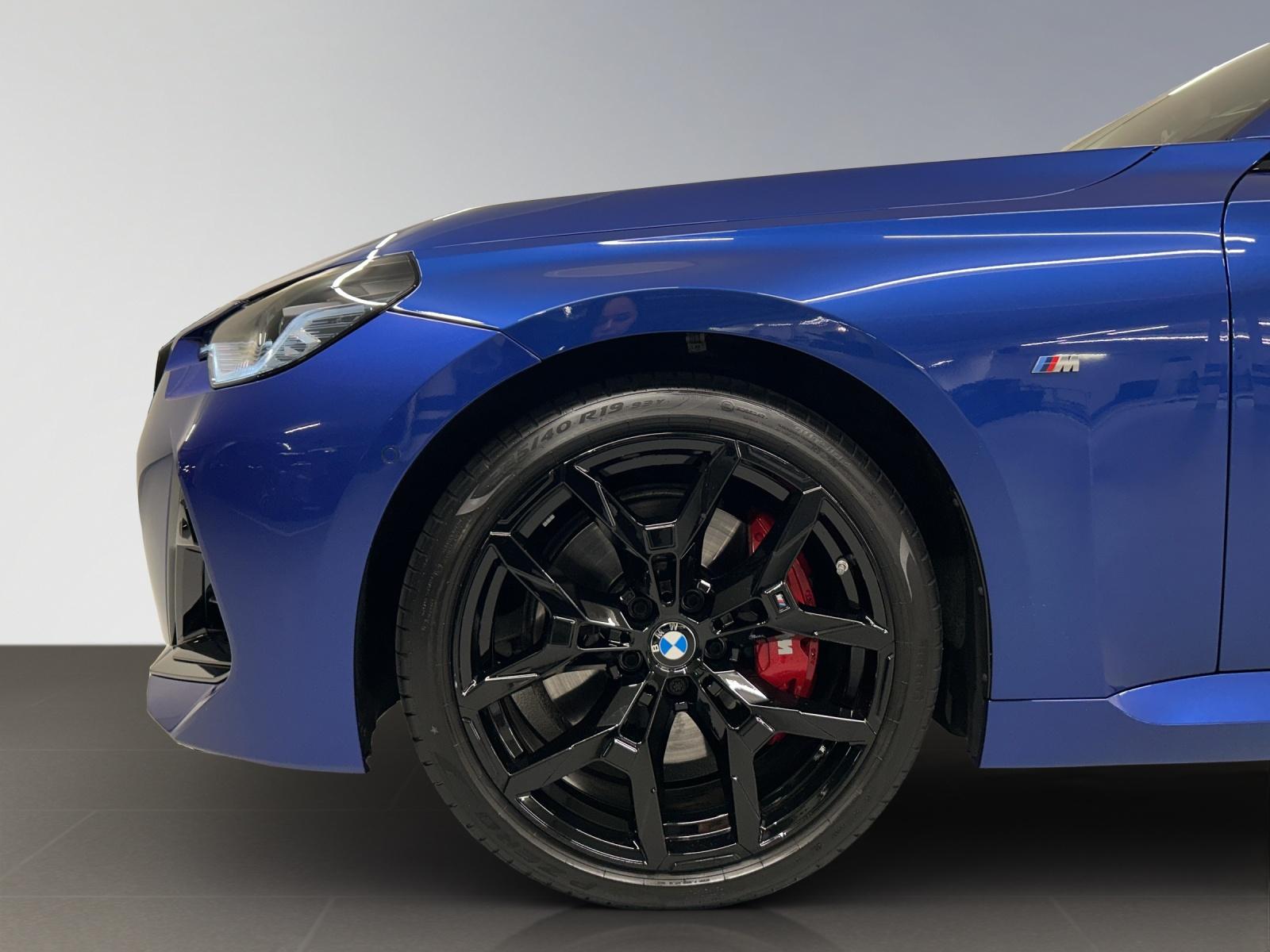 BMW M240i xDrive Coupé-image-8