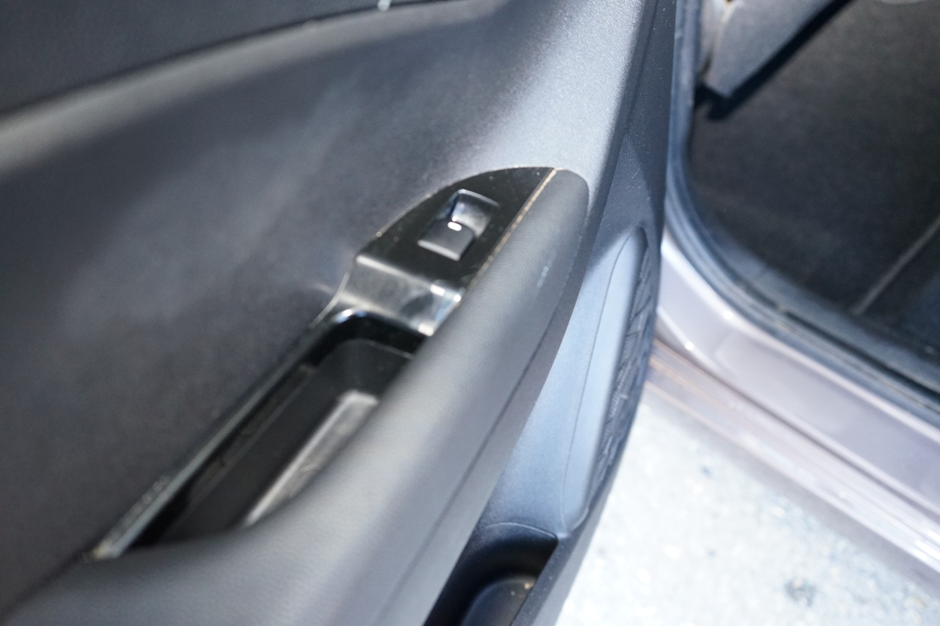 HYUNDAI iX20 1.6 Amplia Automatic-image-15