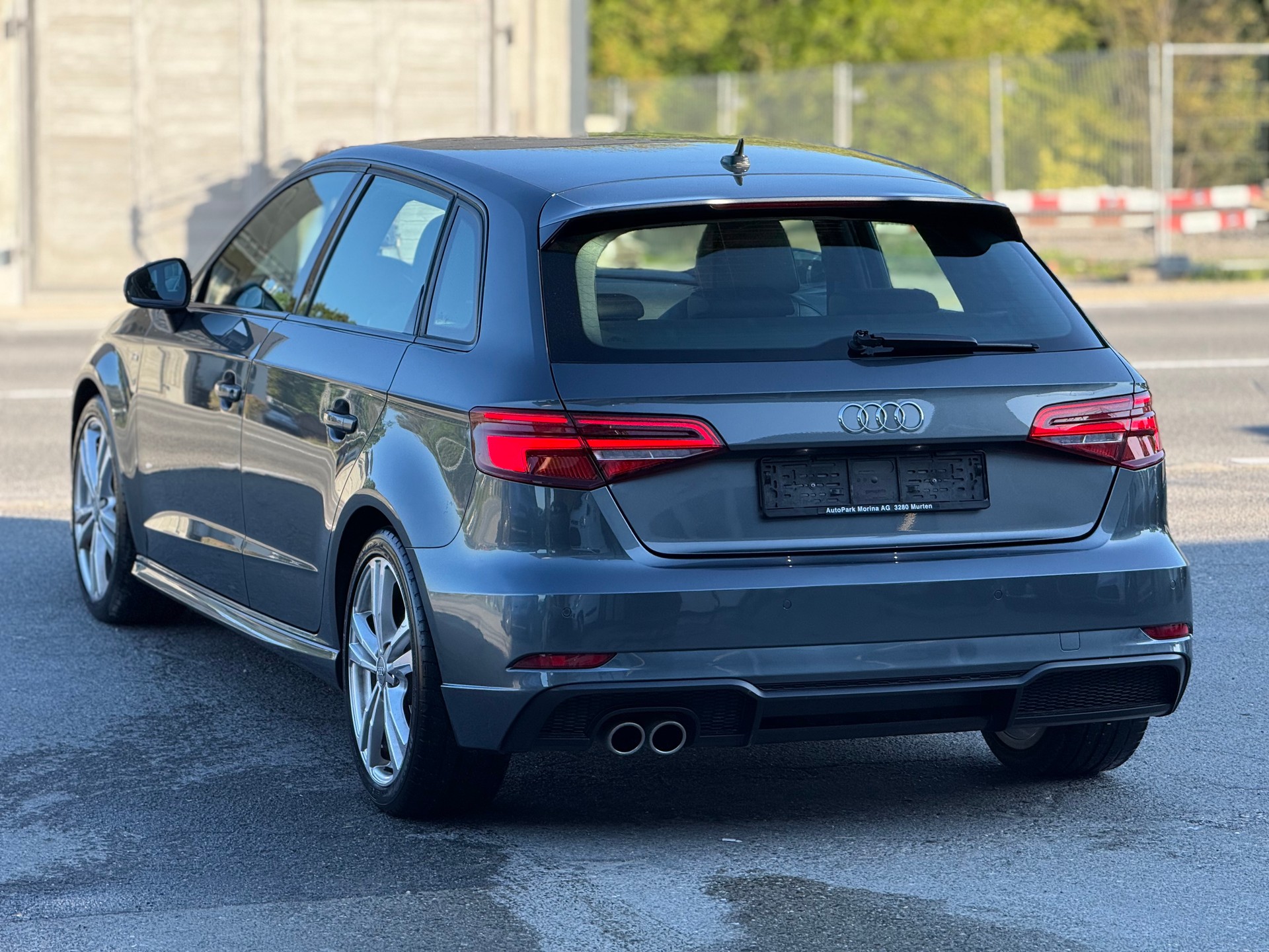 AUDI A3 Sportback 35 TFSI Sport Attraction-image-6