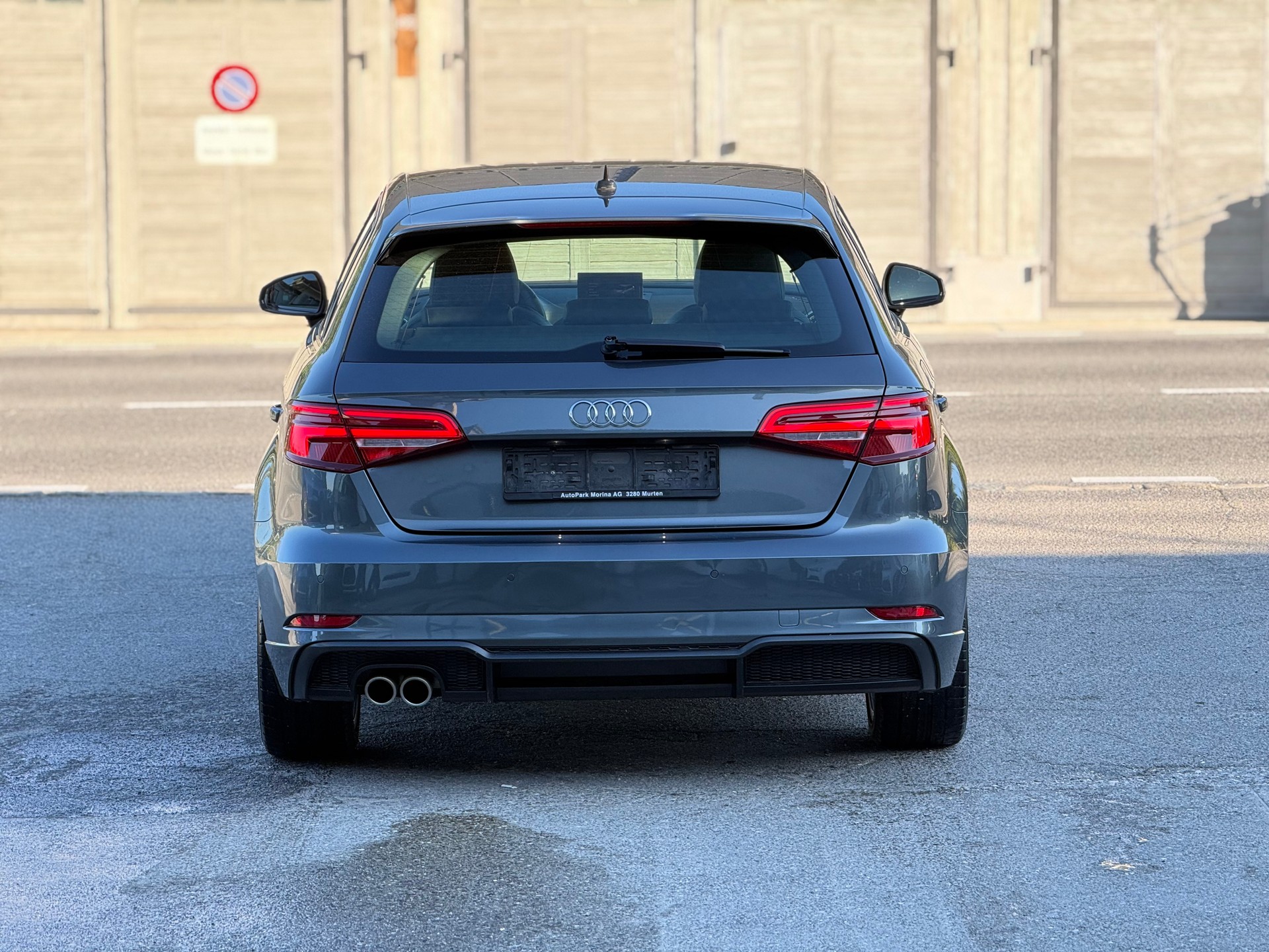 AUDI A3 Sportback 35 TFSI Sport Attraction-image-5