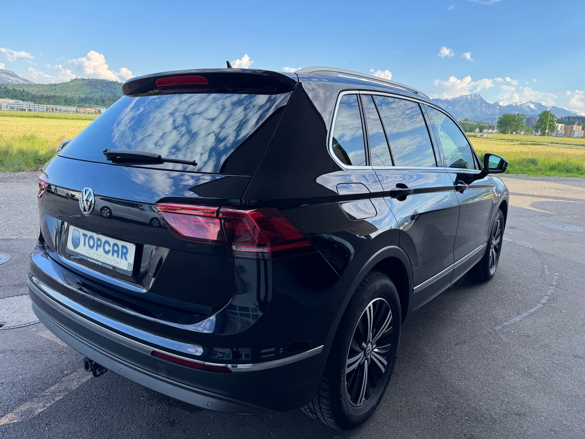 VW Tiguan 2.0 TDI SCR Highline4Motion DSG-image-2