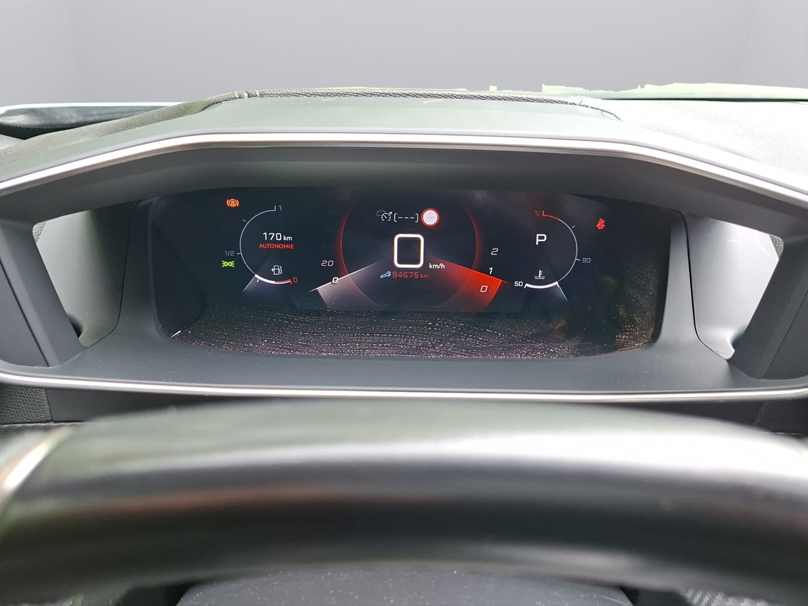 PEUGEOT 2008 1.2 PureTech GT EAT8-image-19