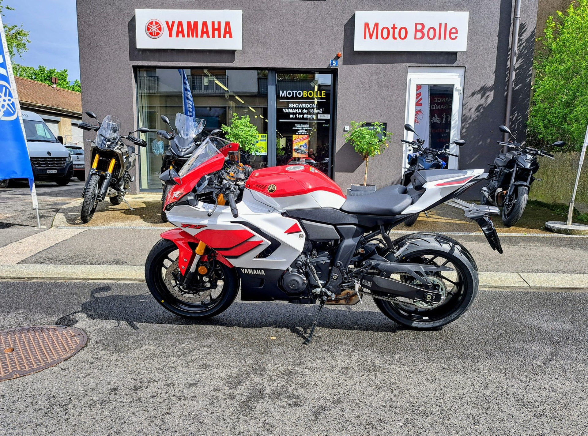 YAMAHA YZF-R7-showroom-element-3