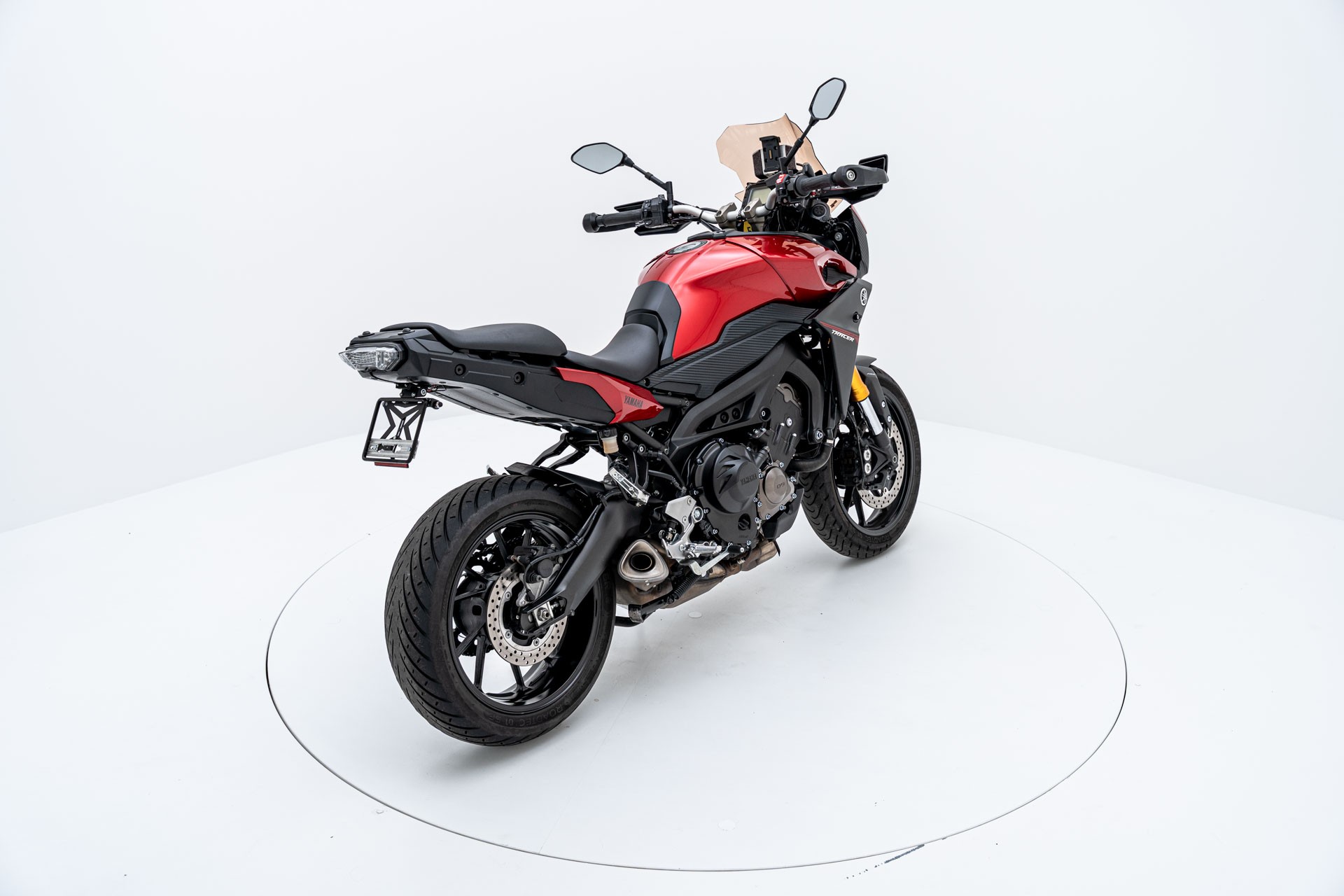 YAMAHA MT-09 ABS Tracer-showroom-element-3