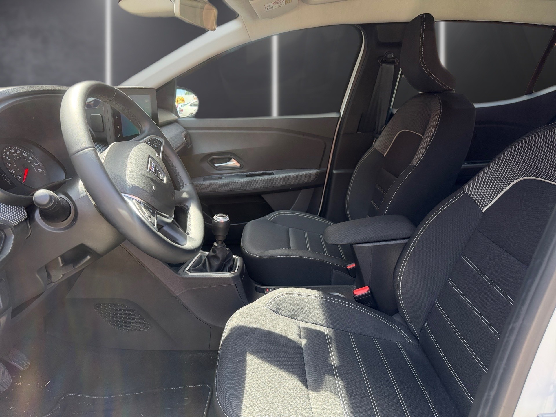 DACIA Sandero TCe 90 Comfort-image-6