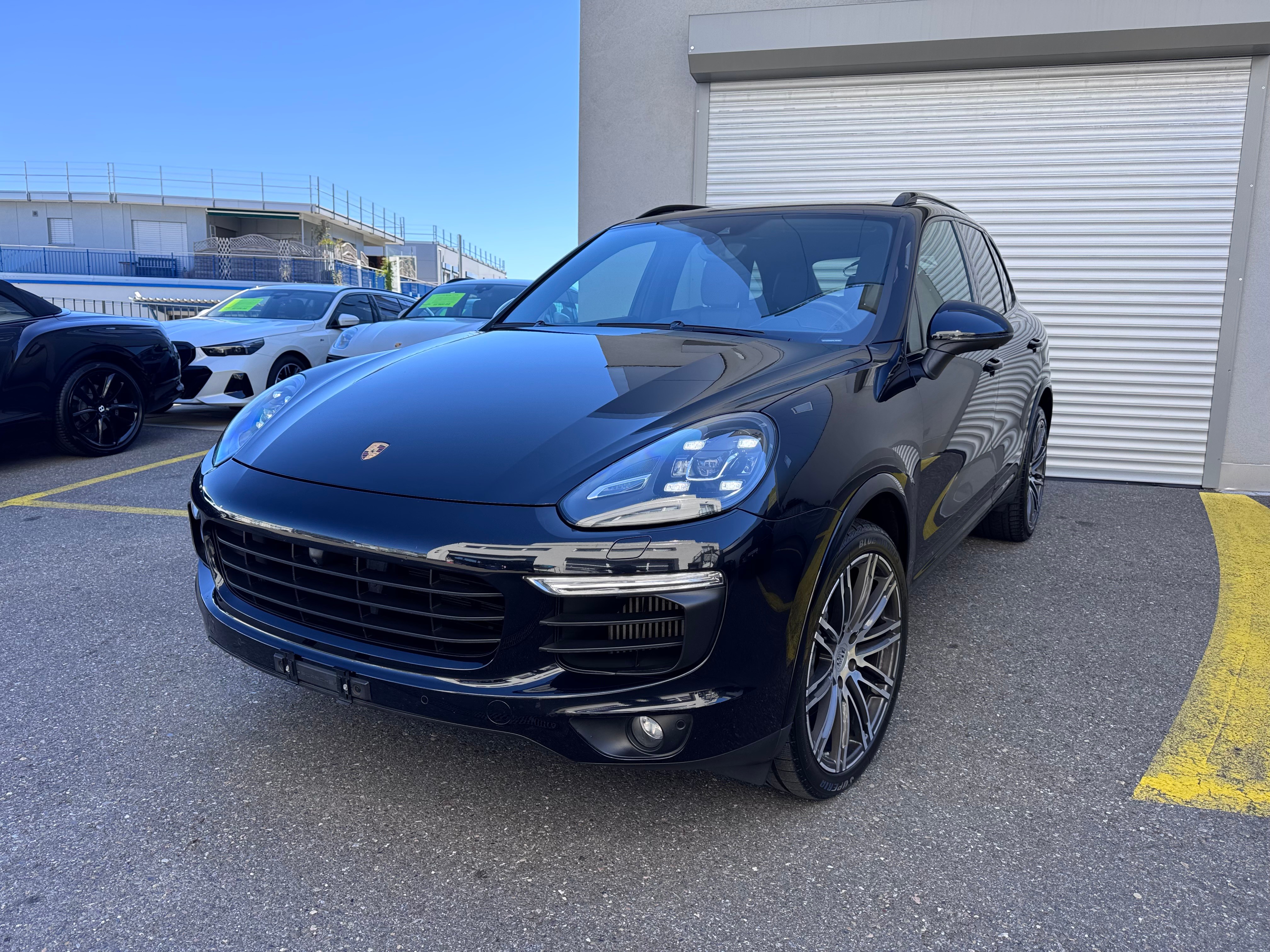 Car photo