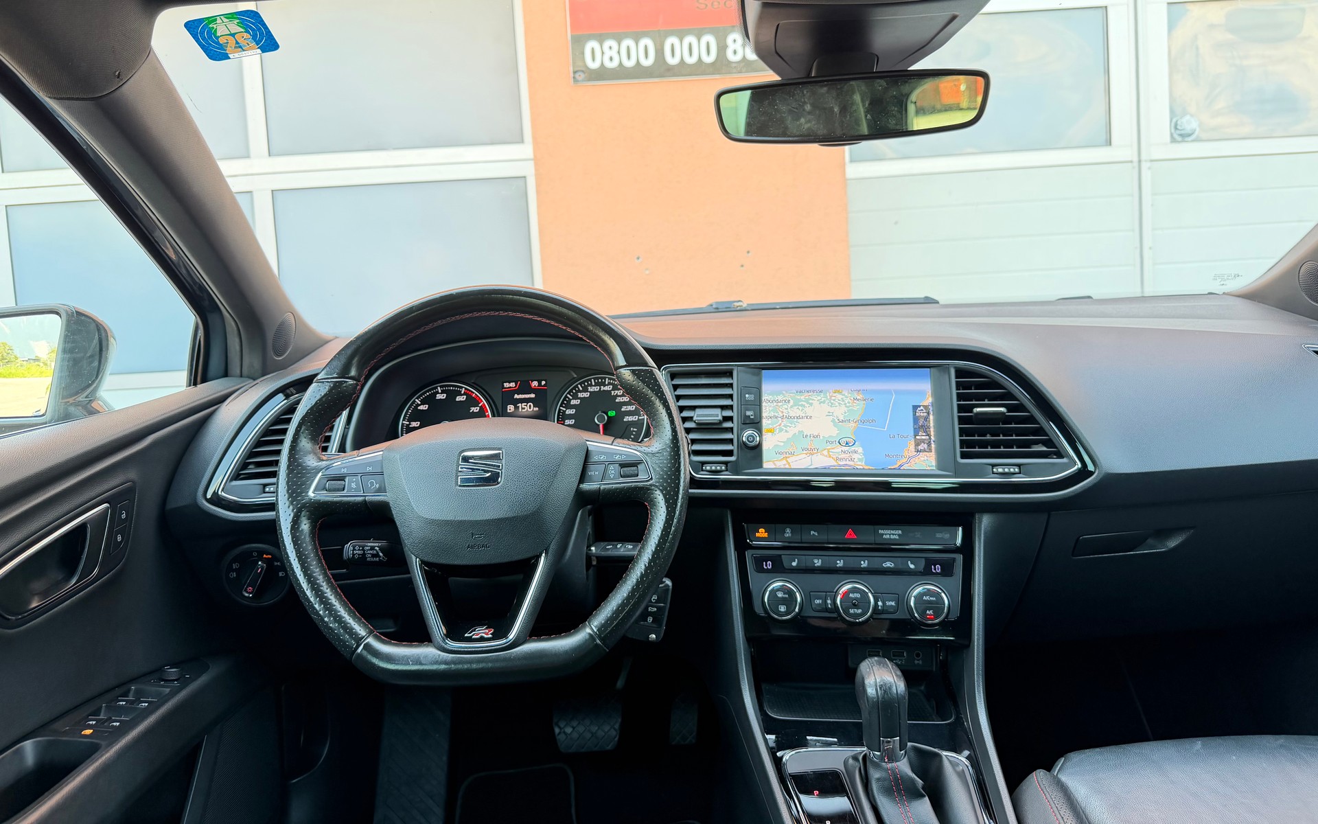 SEAT Leon 1.5 TSI EVO SWISS FR DSG-image-7