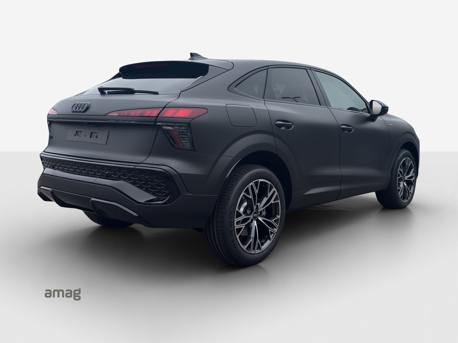 AUDI Q3 Sportback e-hybrid 200 kW S tronig-image-4