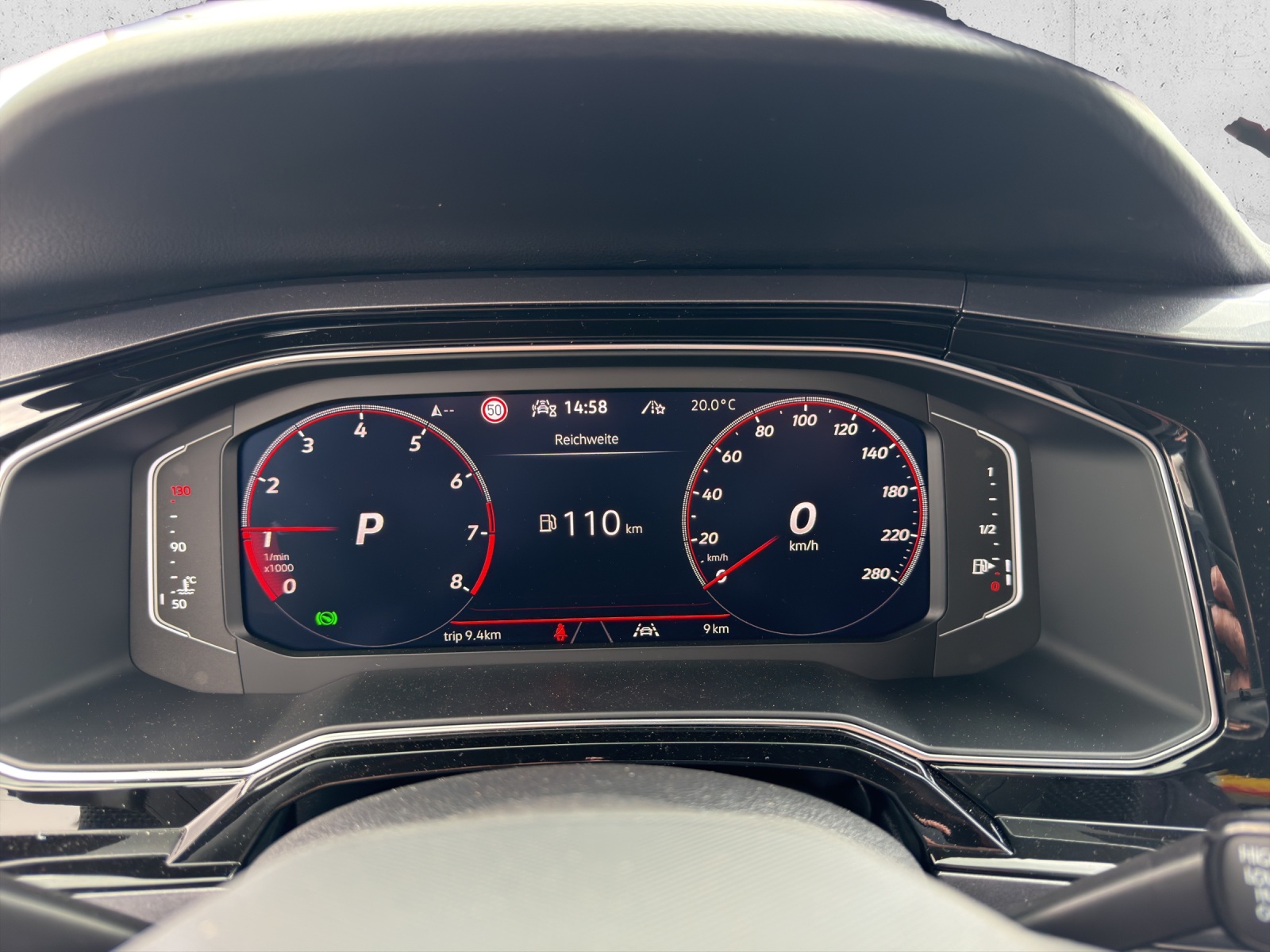 VW Polo 2.0 TSI GTI DSG-image-10