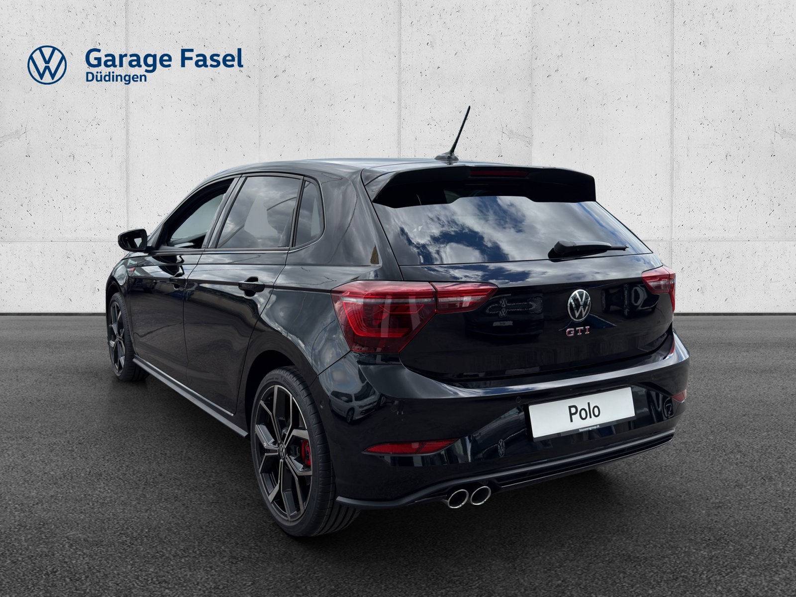 VW Polo 2.0 TSI GTI DSG-image-2