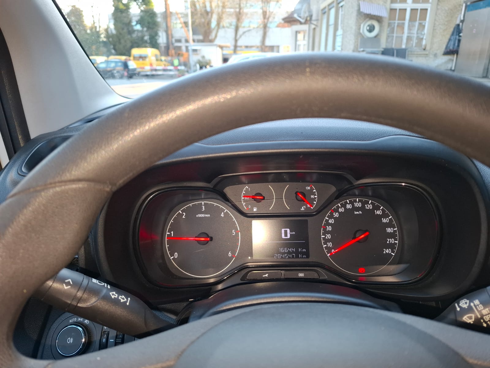 OPEL Combo Life 1.5 Essentia-image-7